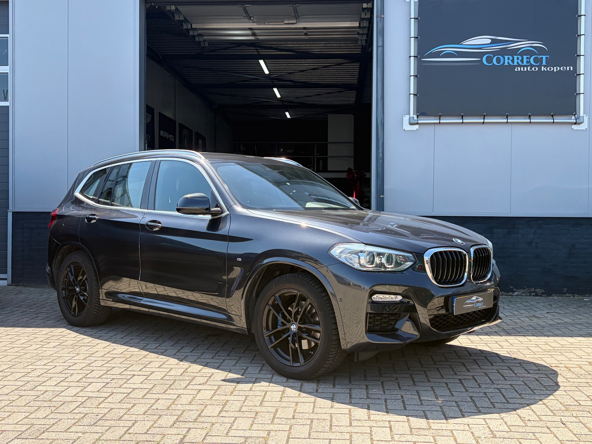 Foto van BMW X3 Xdrive20i