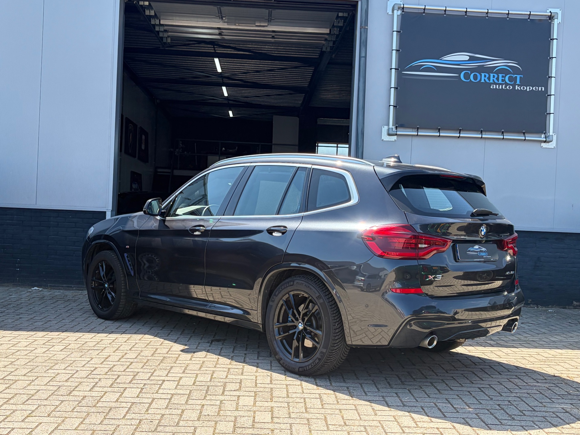 Foto van BMW X3 Xdrive20i