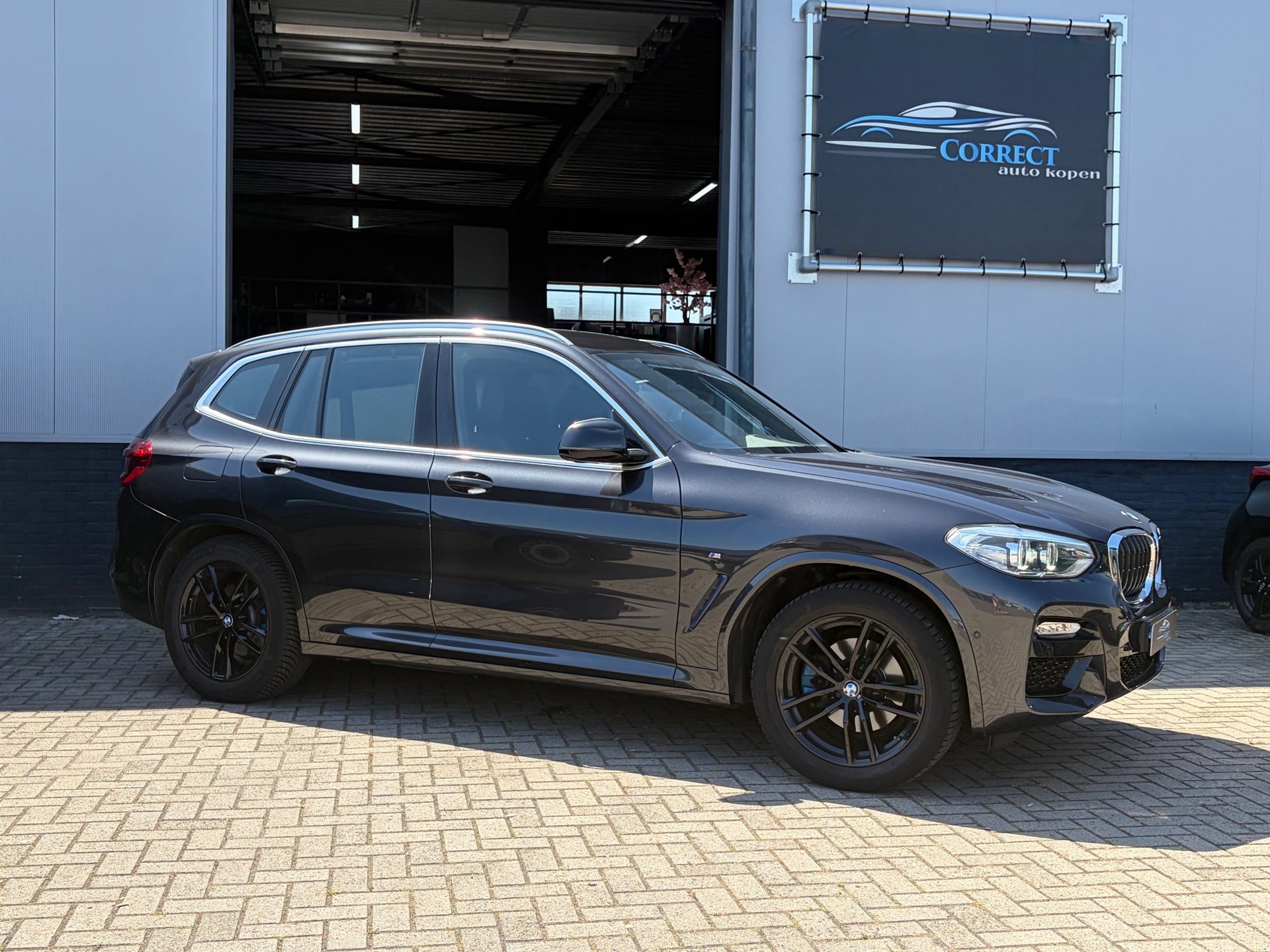 Foto van BMW X3 Xdrive20i