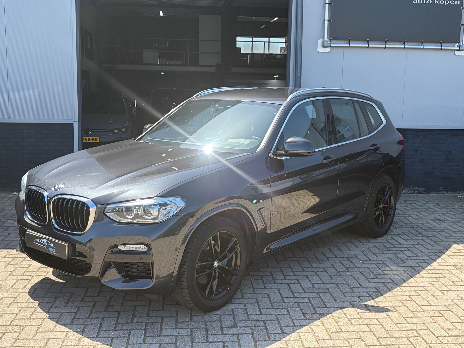 Foto van BMW X3 Xdrive20i