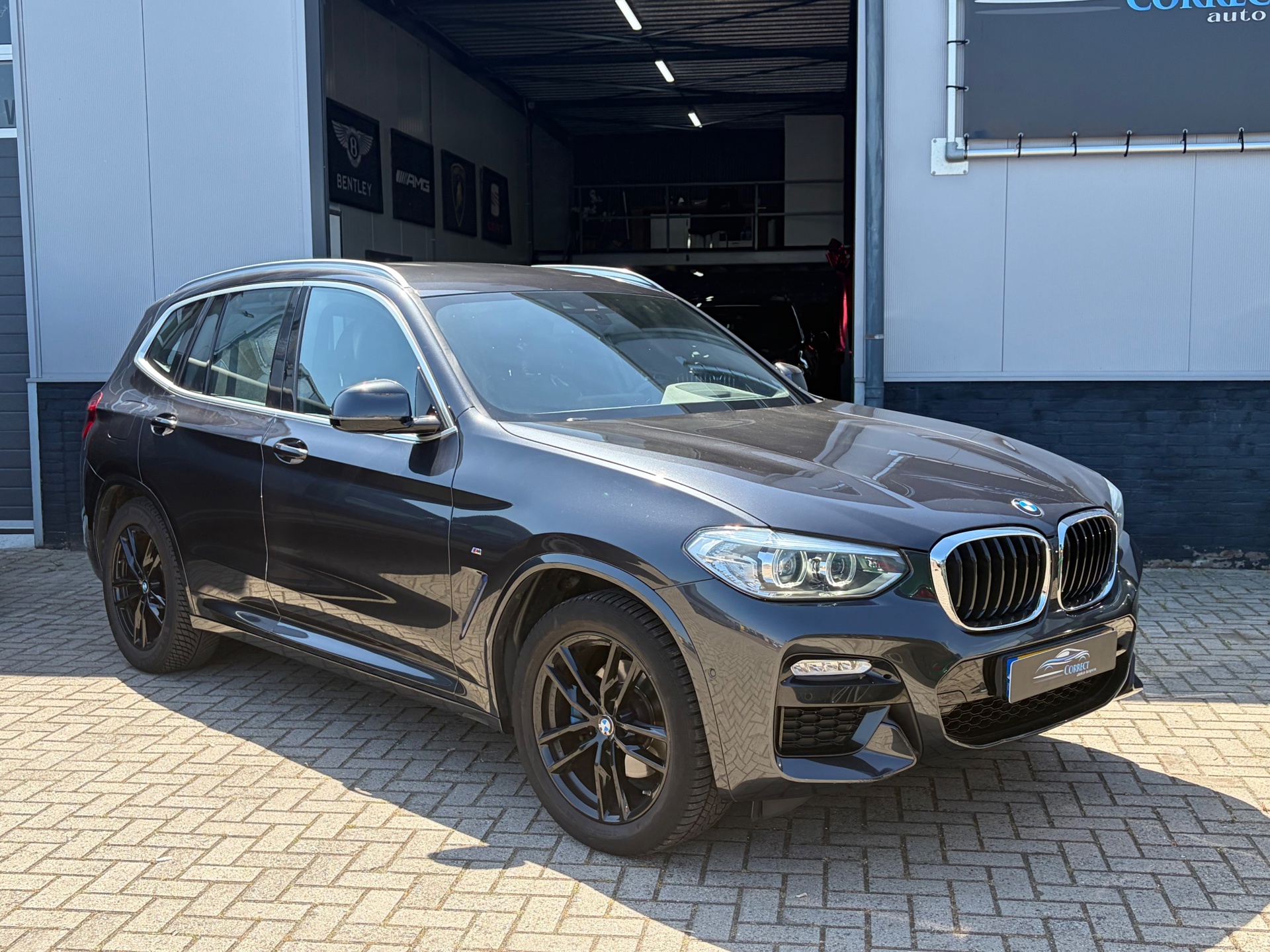 Foto van BMW X3 Xdrive20i