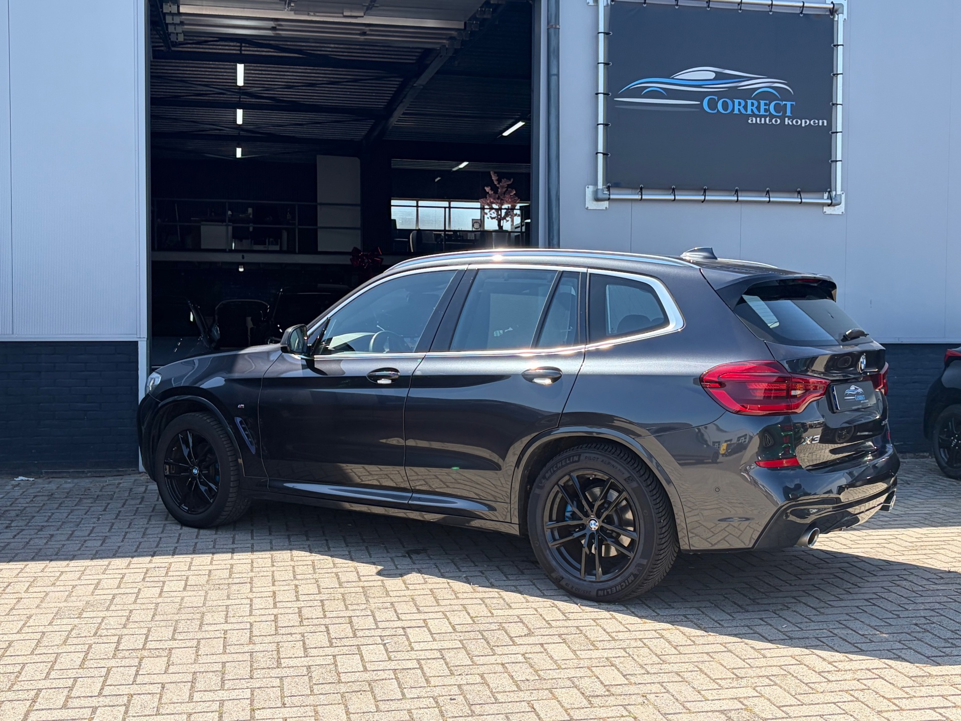 Foto van BMW X3 Xdrive20i