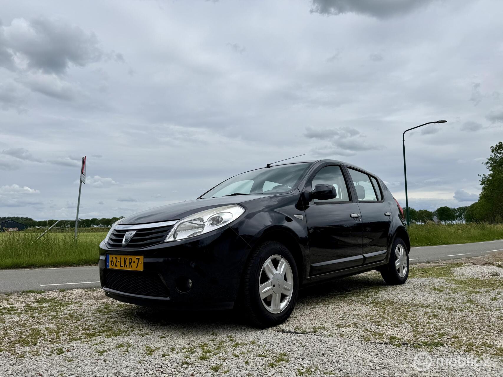 Foto van DACIA SANDERO
