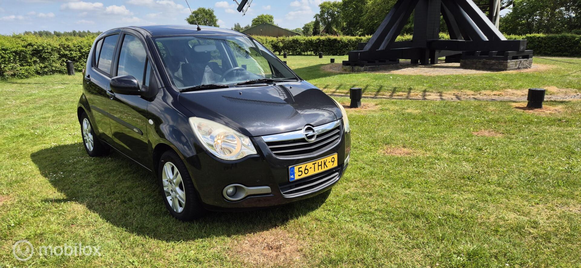 Foto van Opel Agila