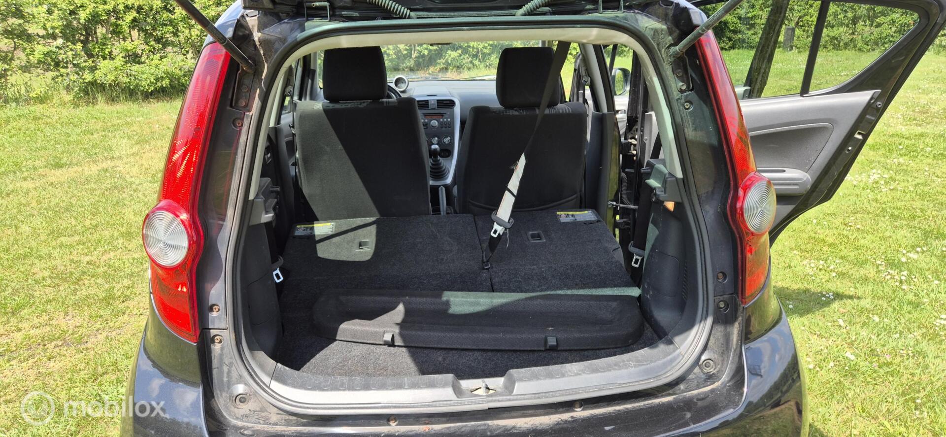 Foto van Opel Agila