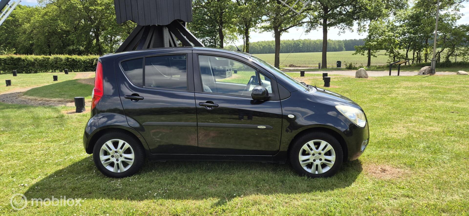 Foto van Opel Agila