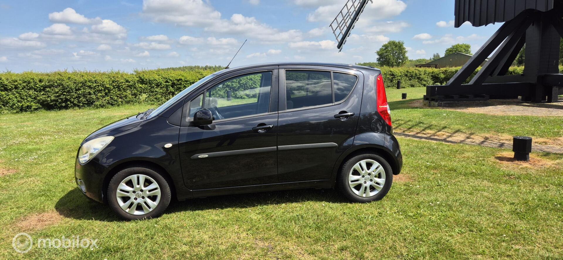 Foto van Opel Agila