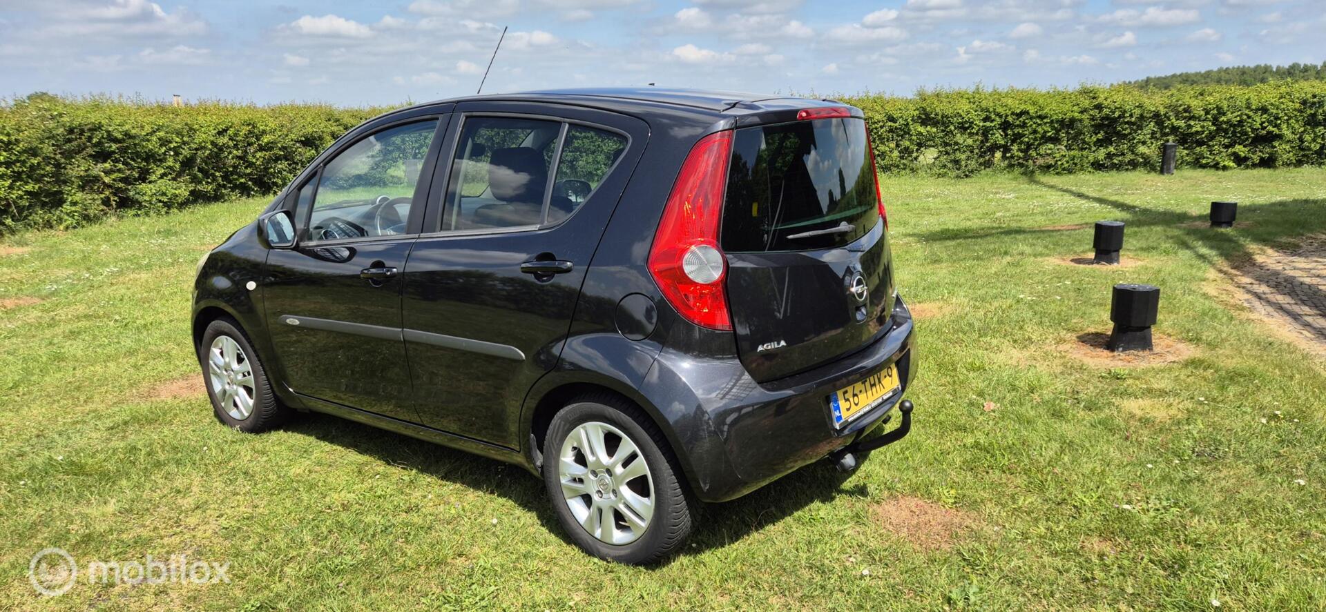Foto van Opel Agila