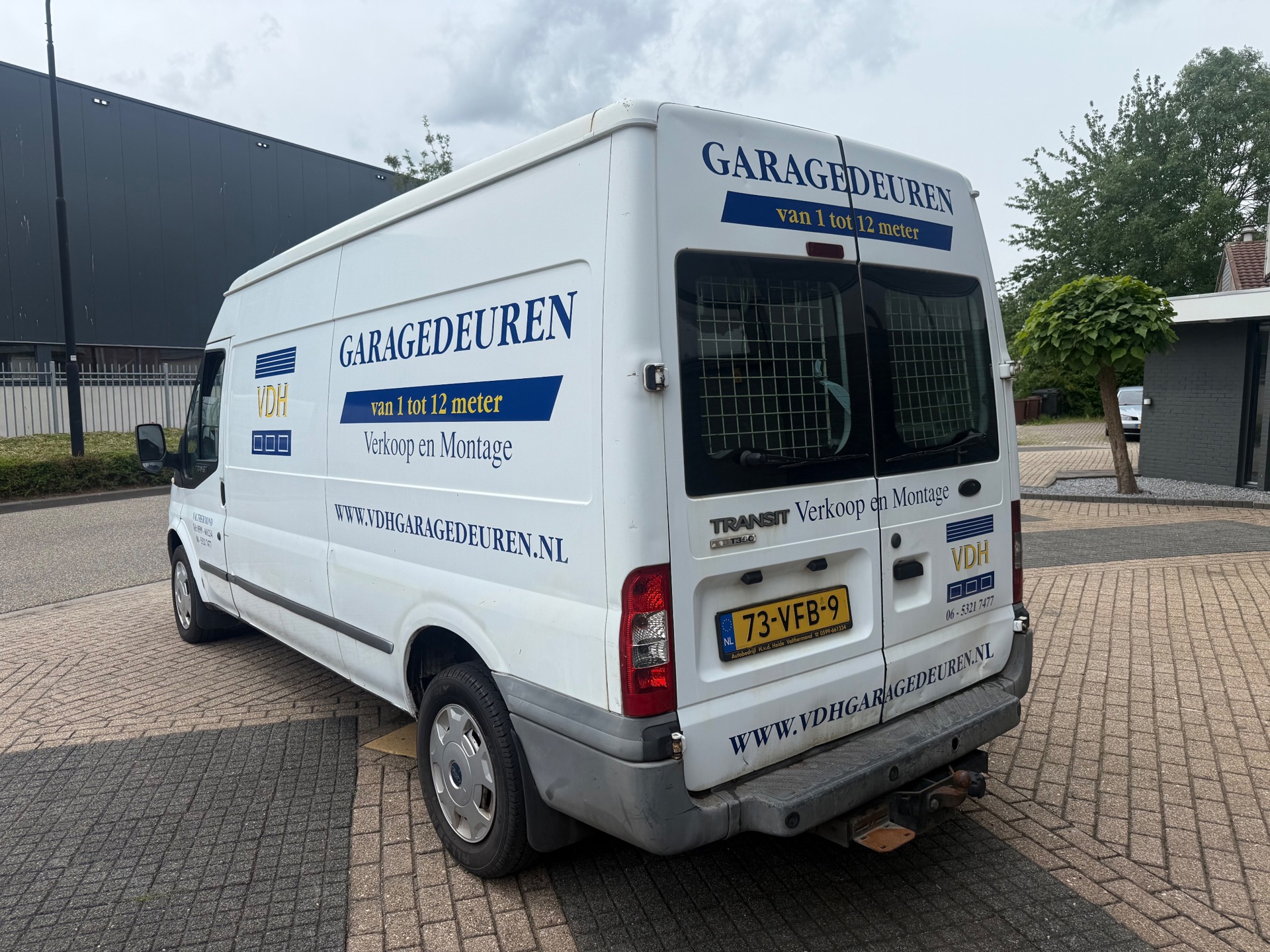 Foto van Ford Transit 350l FD Van 110 MR 4.54