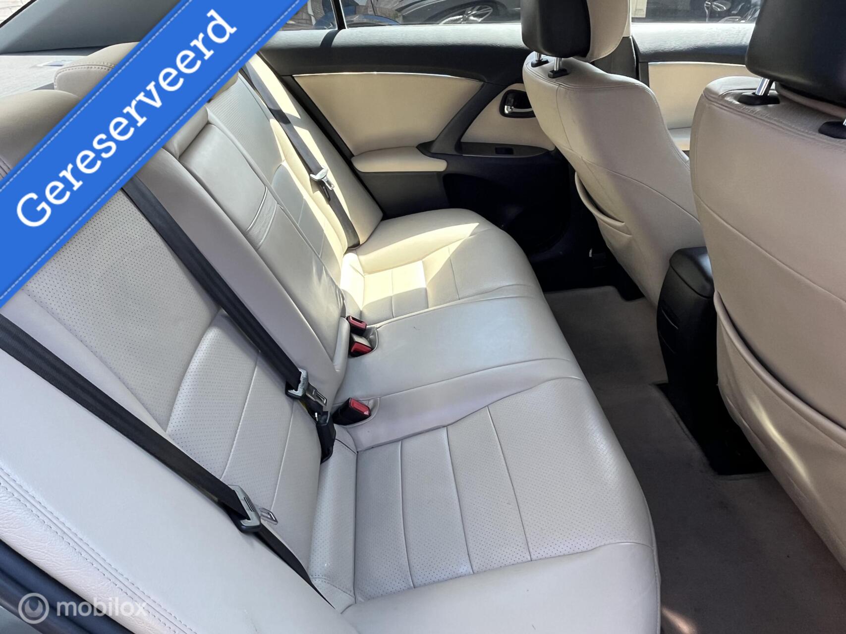 Foto van Toyota Toyota Avensis
