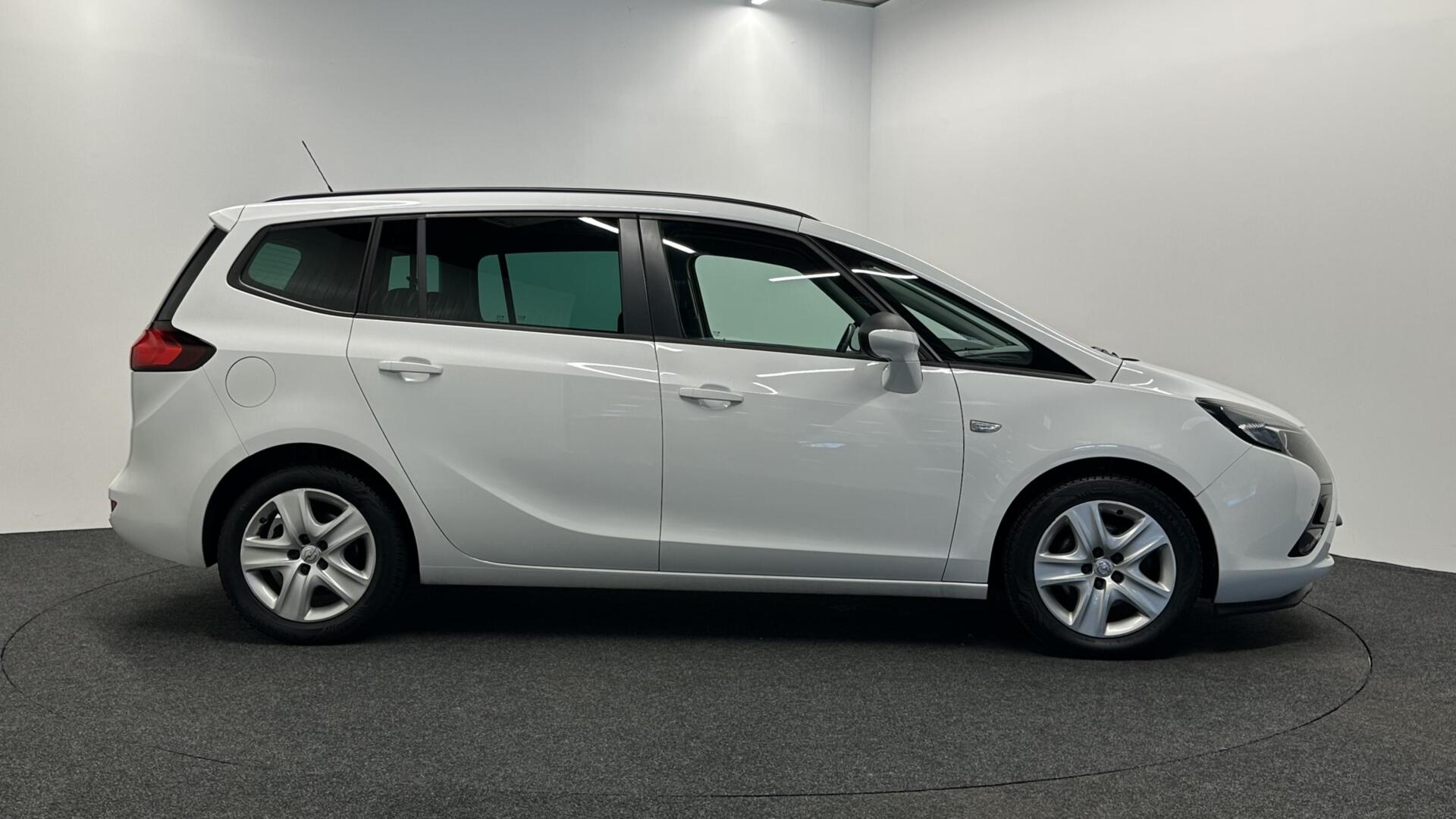Foto van Opel Zafira Tourer