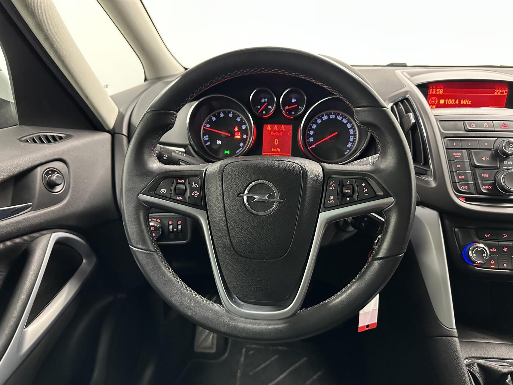 Foto van Opel Zafira Tourer