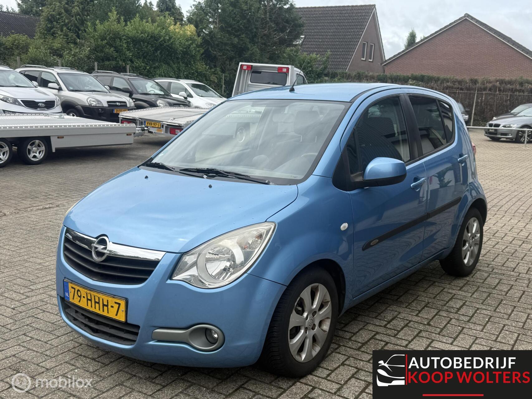 Foto van Opel Agila