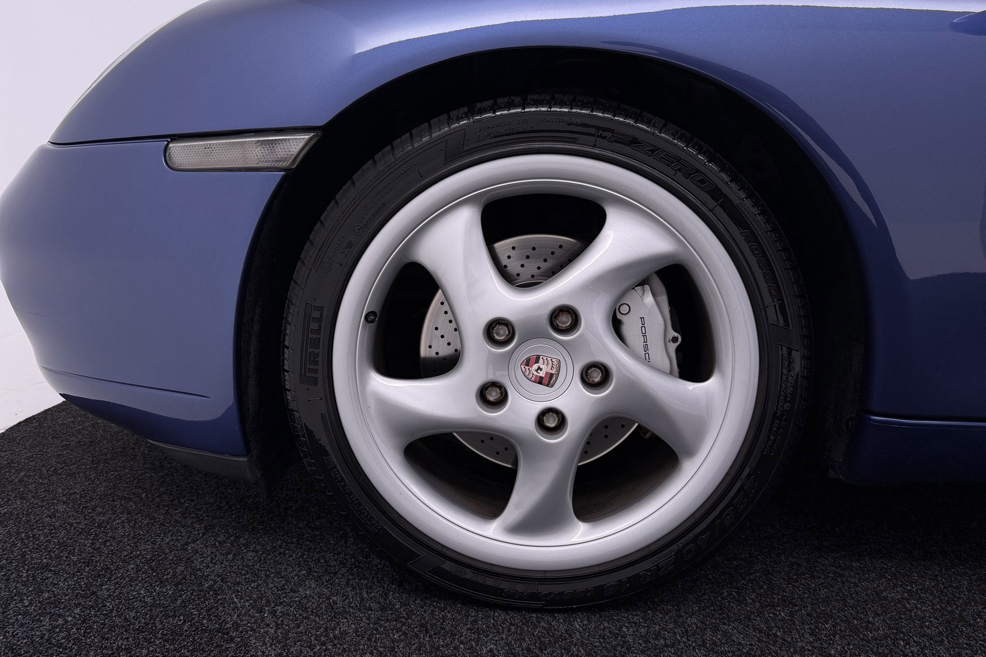 Foto van Porsche 911 Carrera 4