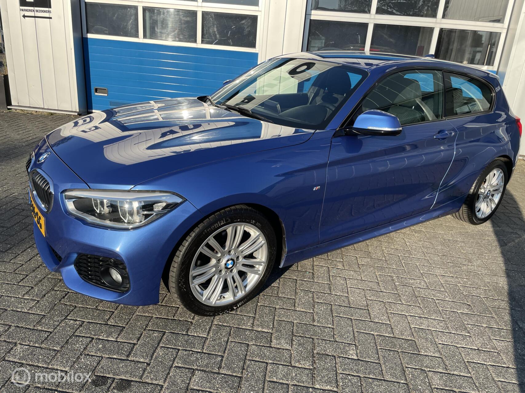 BMW 116i 116i 5D M Sport Navi-Sportstoelen-Clima-Xenon 2015 - voorkant