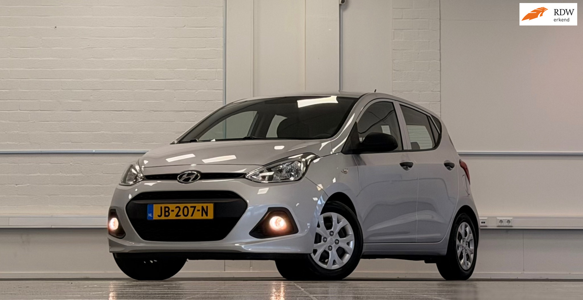 Hyundai I10 1.0i 12V Go! Airco Nieuwe APK Garantie Mooi! 2016 - voorkant