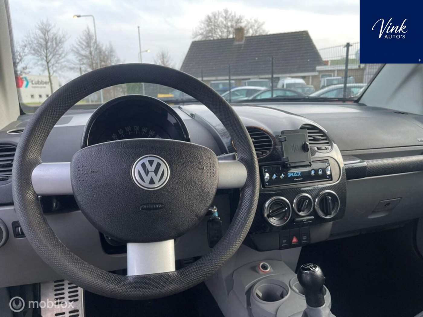 Foto van Volkswagen New Beetle Cabriolet