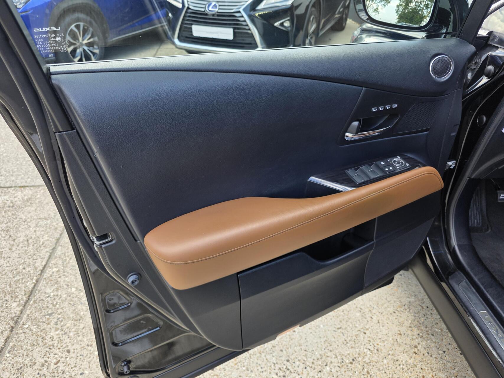 Foto van Lexus Lexus Rx450h