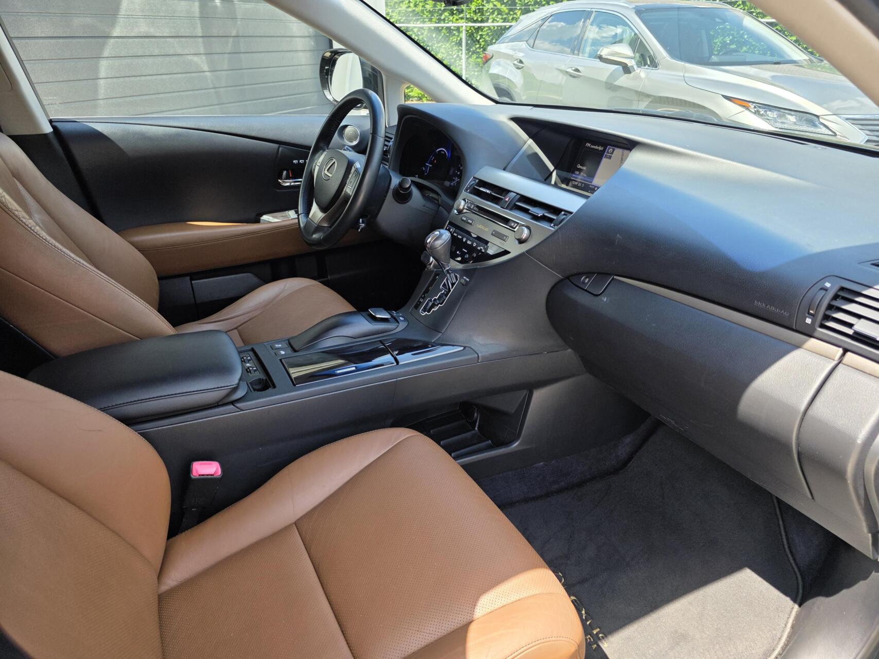 Foto van Lexus Lexus Rx450h
