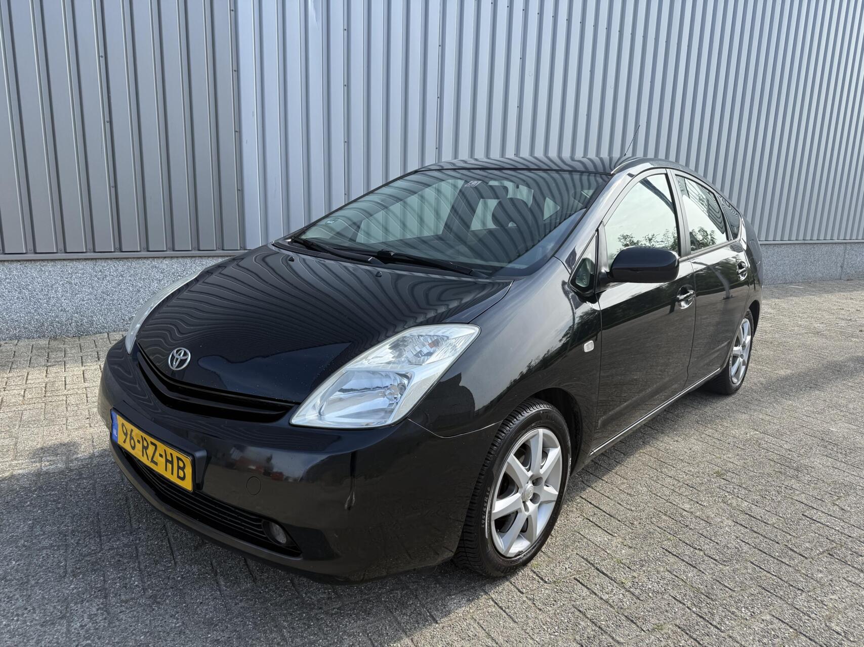 Toyota Toyota Prius 1.5 VVT-i hybrid Airco 2005 - voorkant