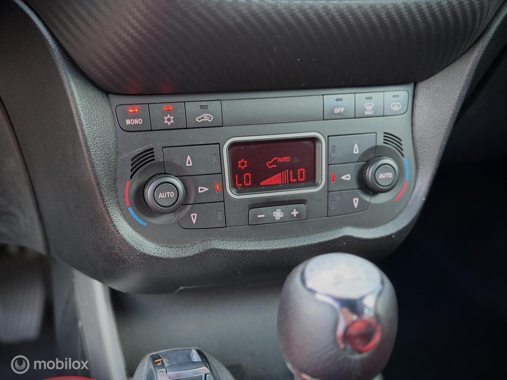 Foto van Alfa Romeo Alfa Mito