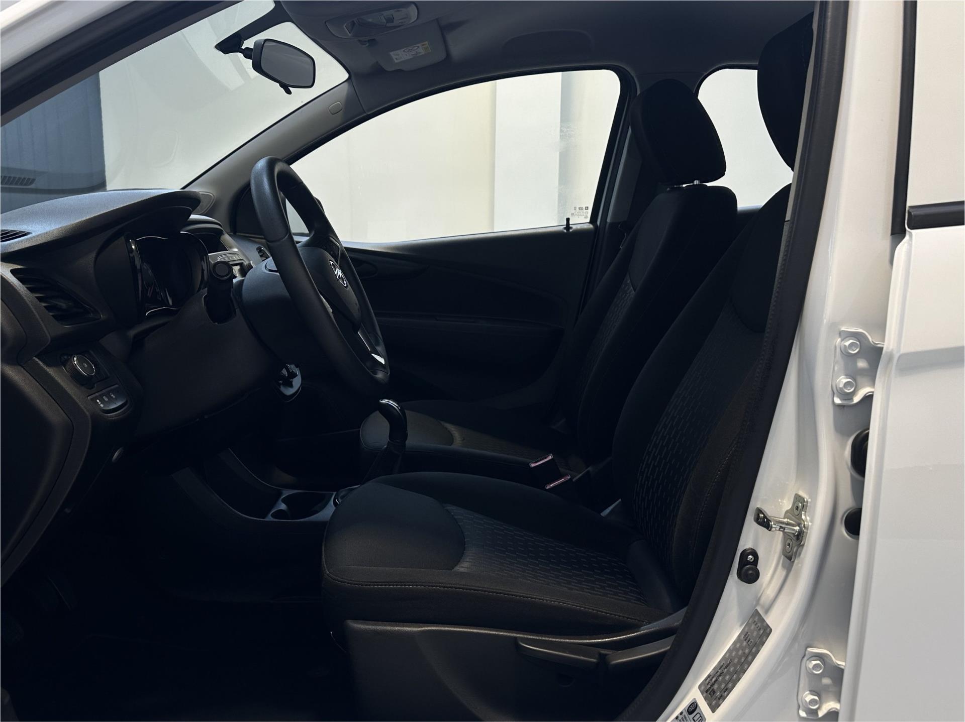 Foto van Opel Karl / Viva
