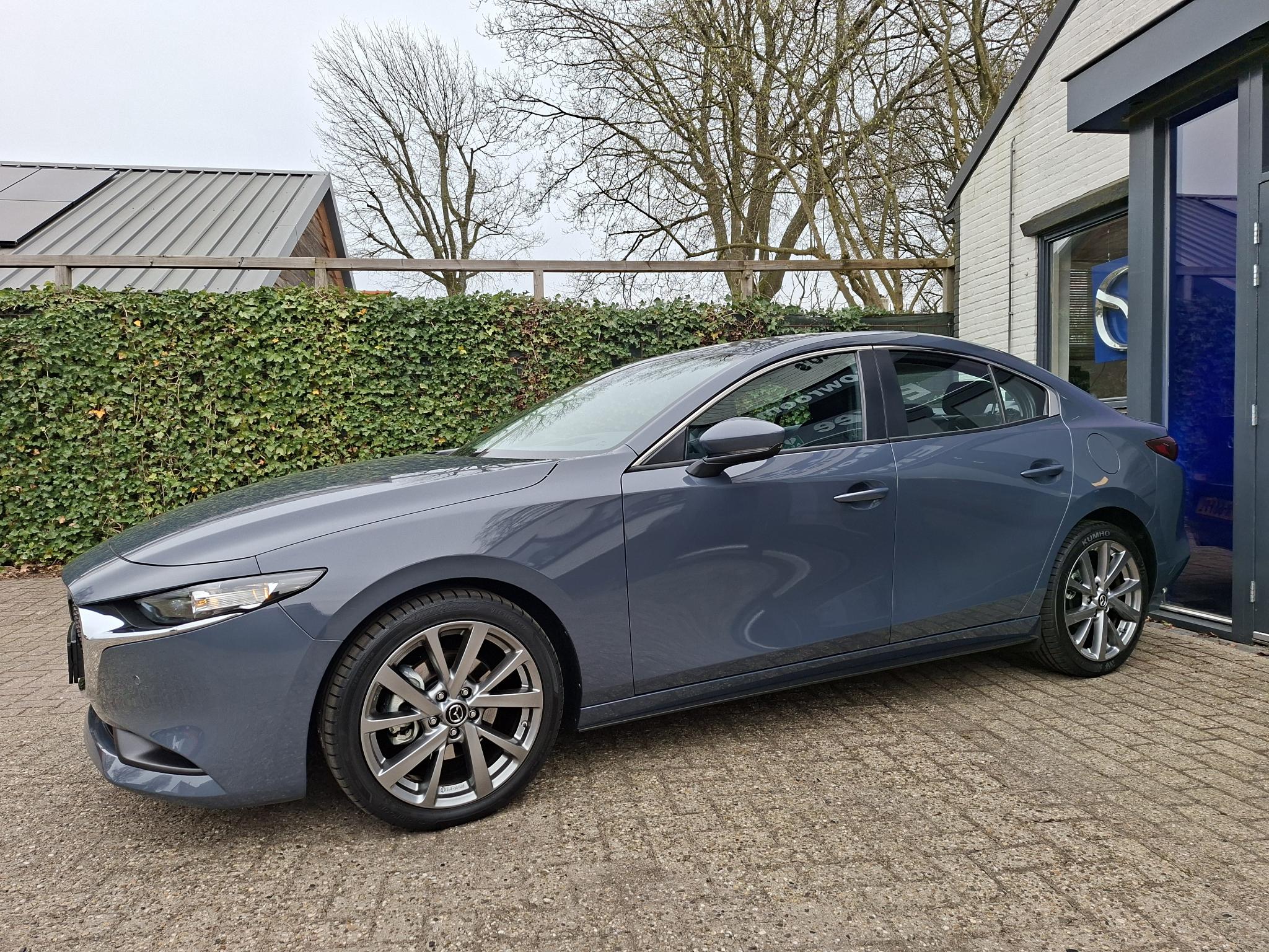 Mazda 3 2.0 e-SkyActiv-G M Hybrid 122 Comfort 2022 - voorkant