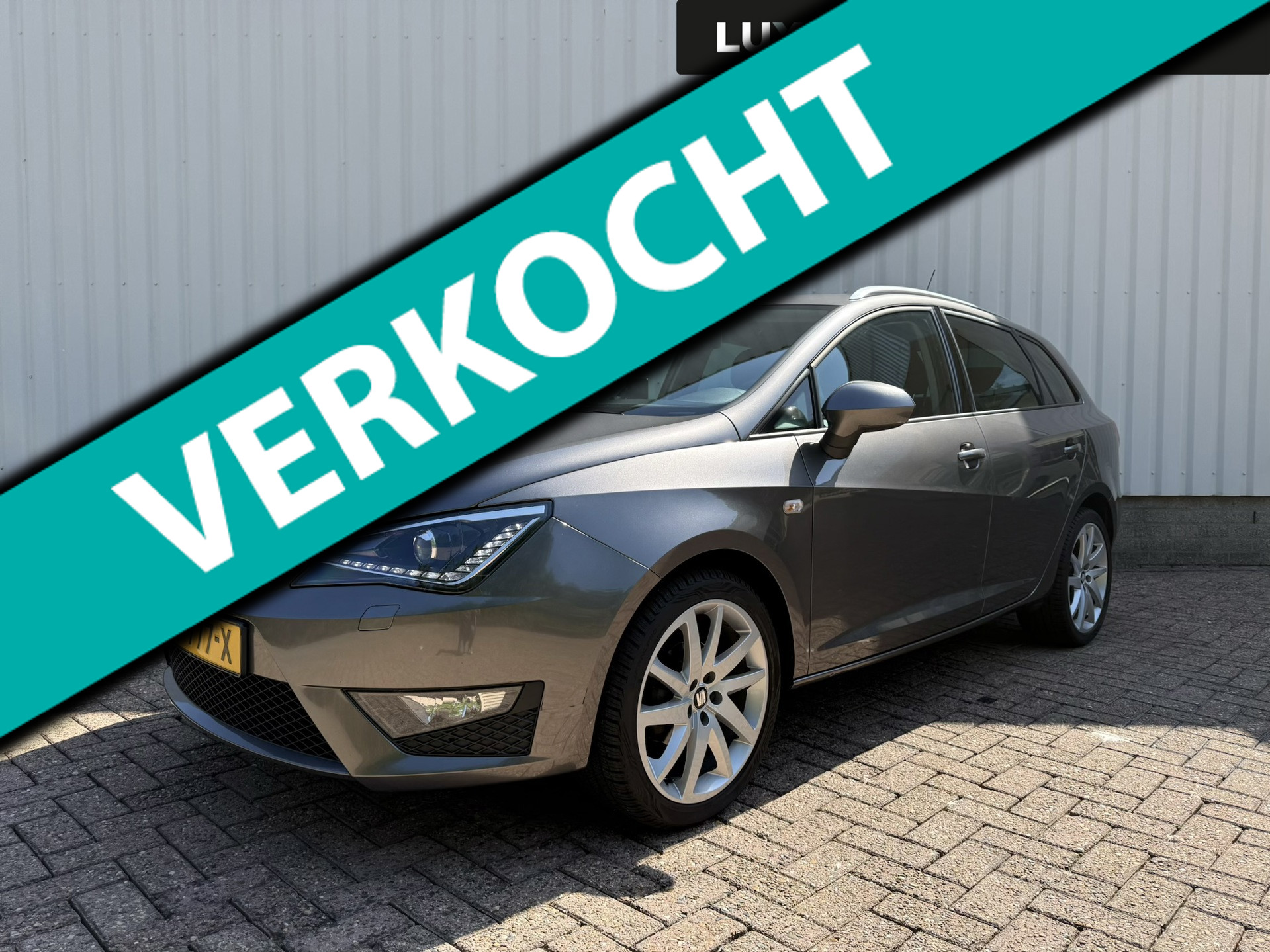 Seat Ibiza ST 1.2 TSI FR Dynamic, Navi, Xenon, 4-seizoenenbanden, Dealer onderhouden, NAP 2016 - voorkant