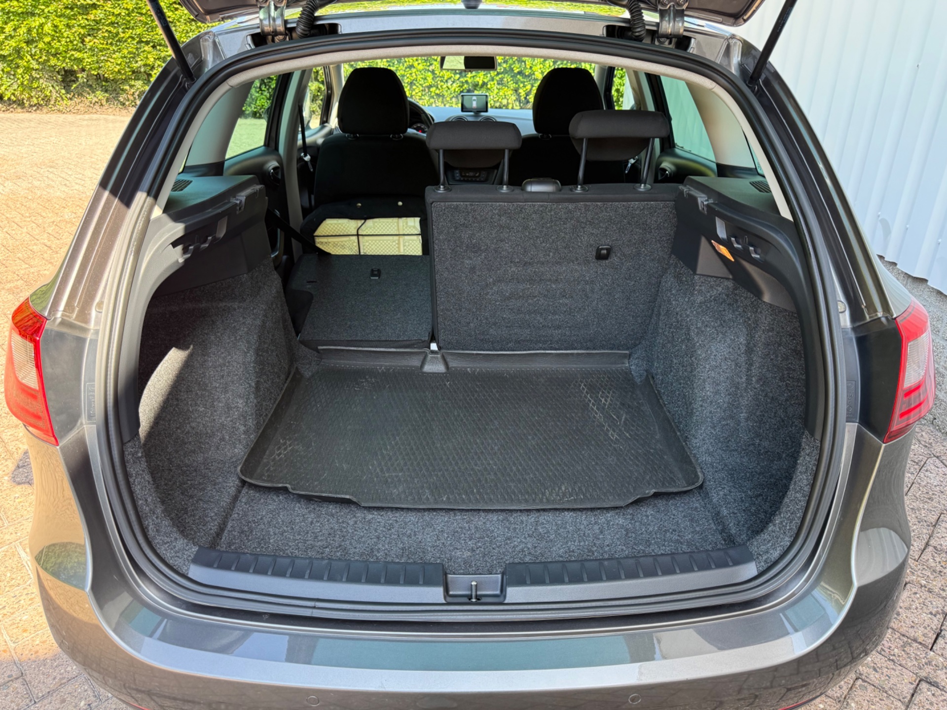 Foto van Seat Ibiza ST