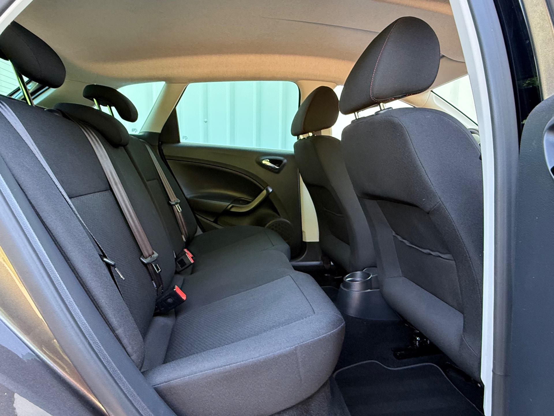 Foto van Seat Ibiza ST