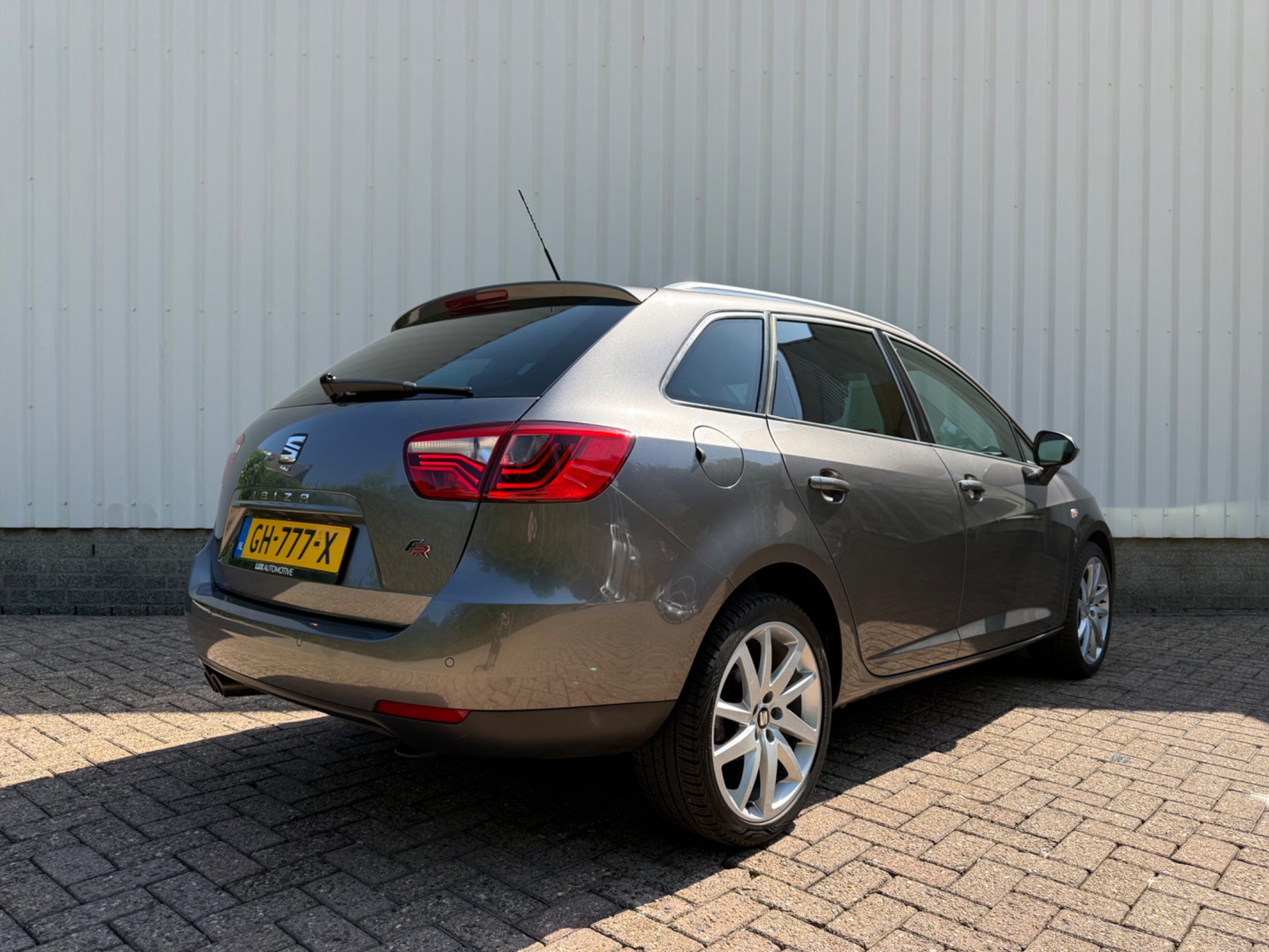 Foto van Seat Ibiza ST