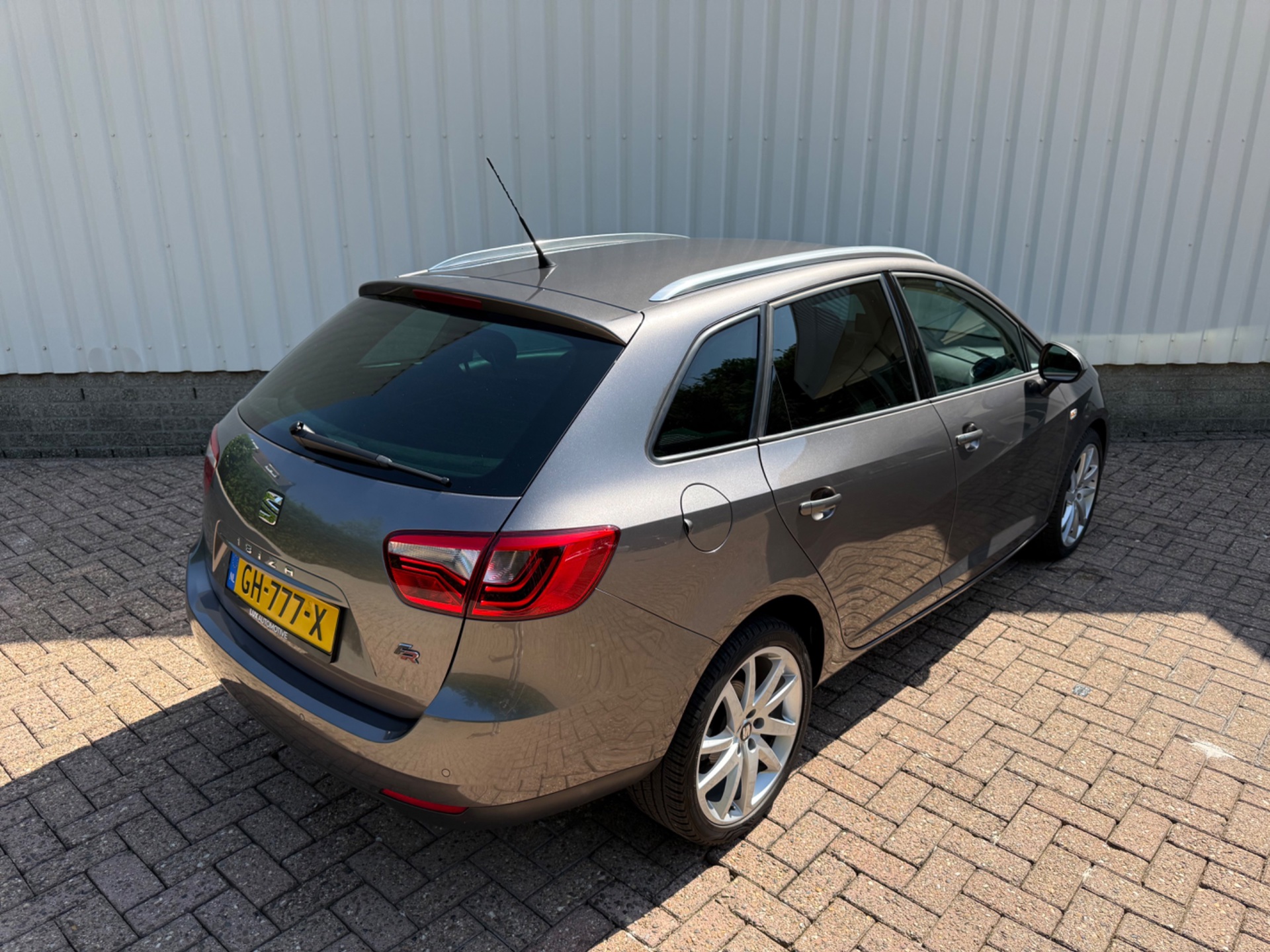 Foto van Seat Ibiza ST