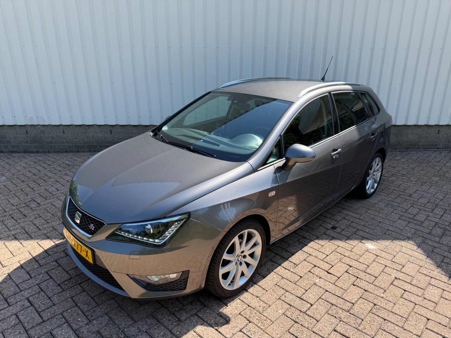 Foto van Seat Ibiza ST