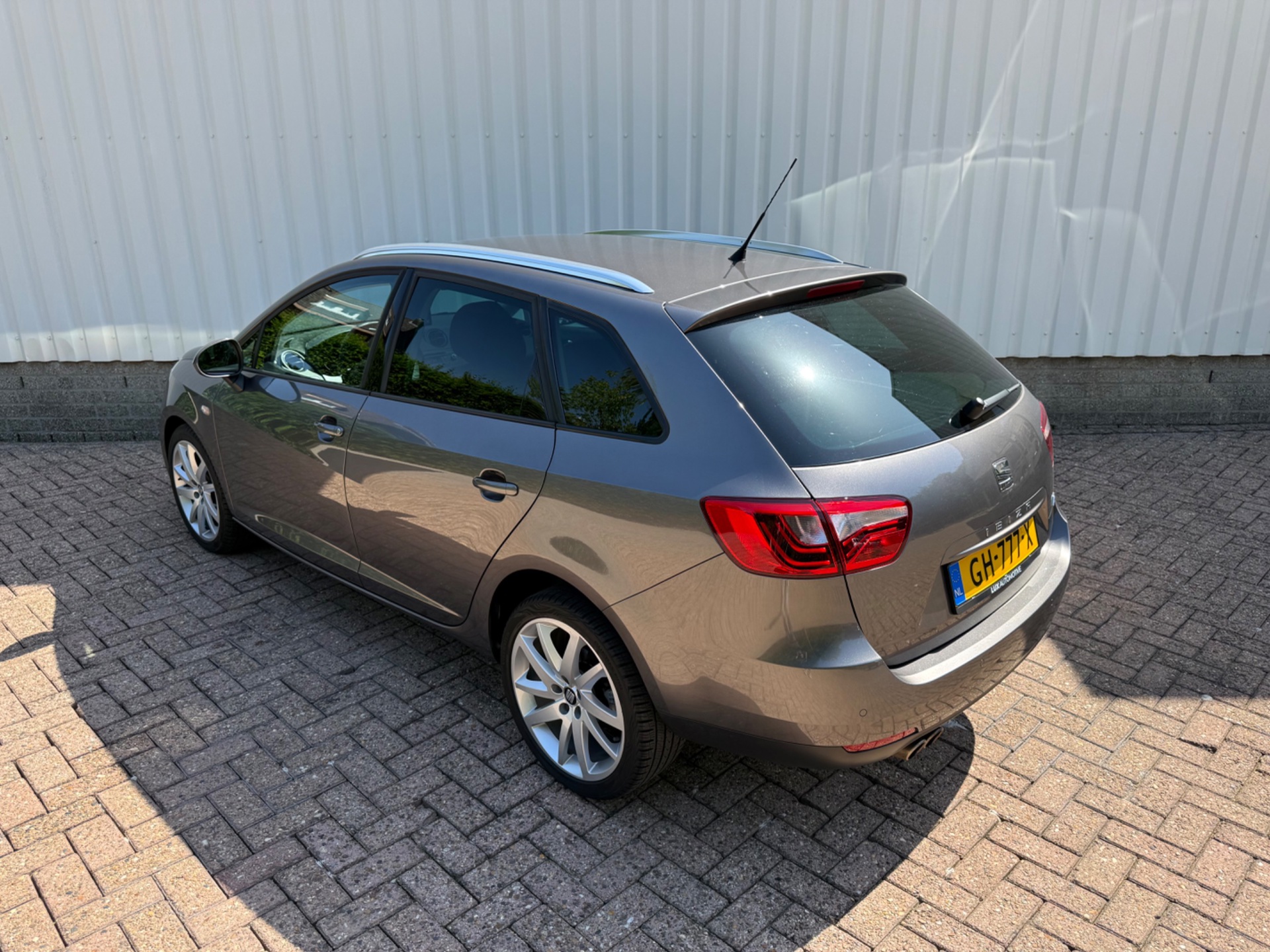 Foto van Seat Ibiza ST