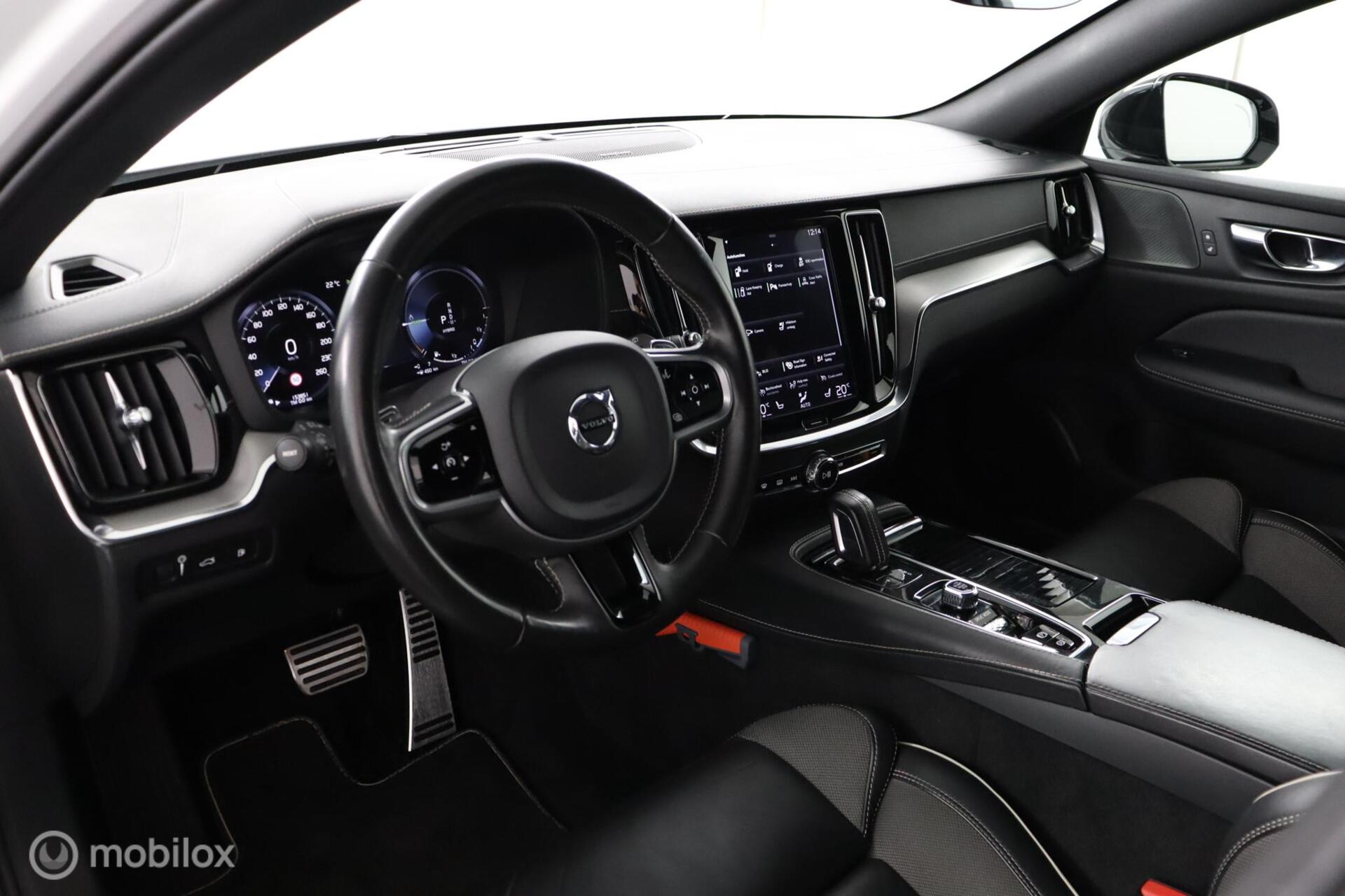Foto van Volvo V60 T8 Twin Engine