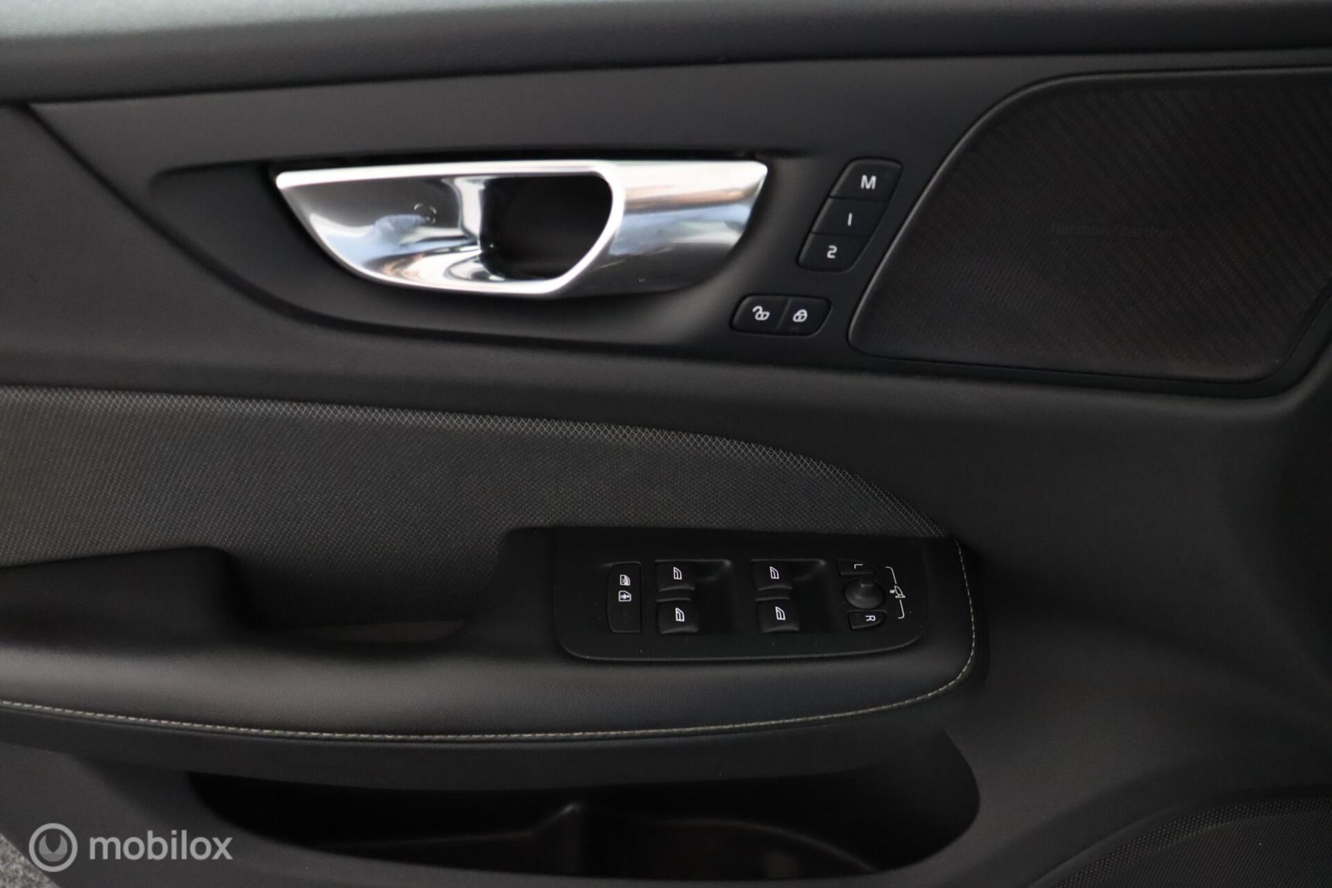Foto van Volvo V60 T8 Twin Engine