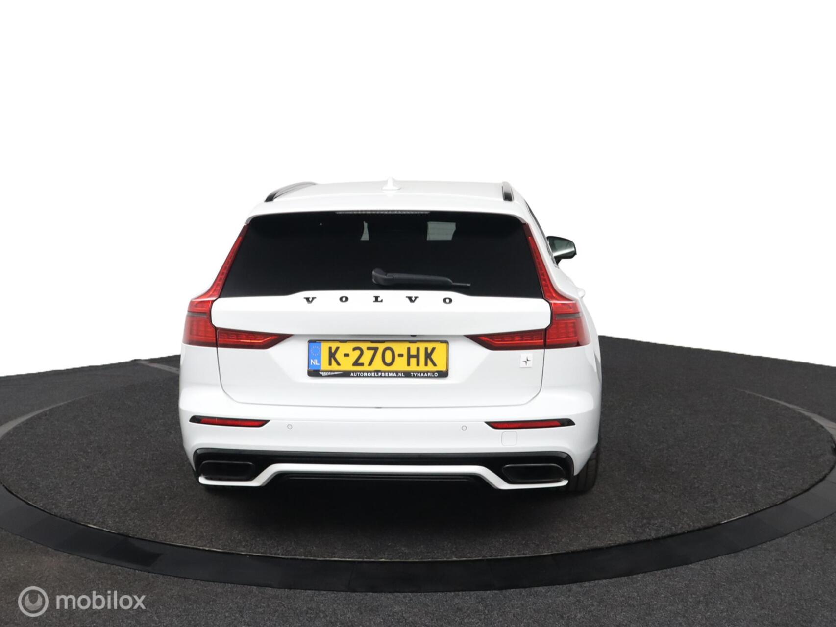 Foto van Volvo V60 T8 Twin Engine