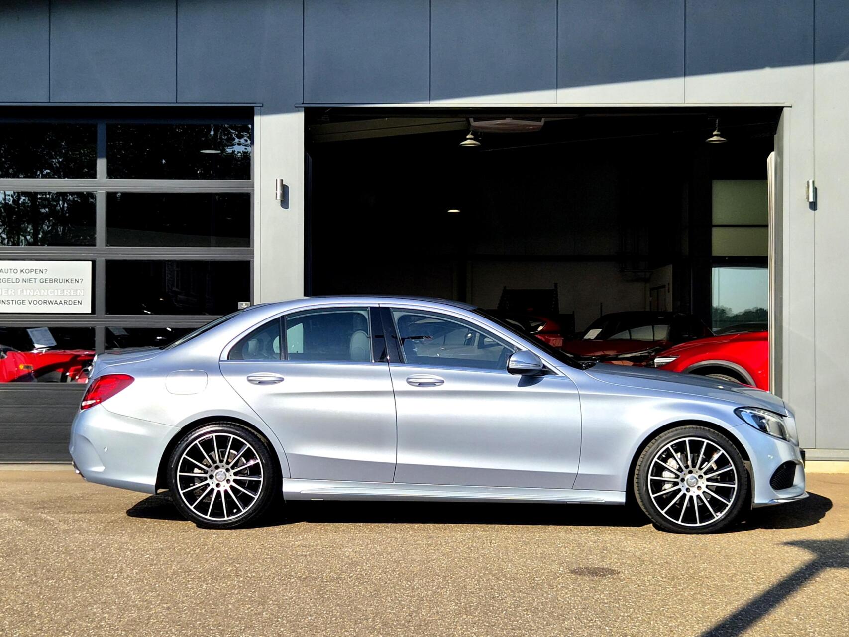 Foto van Mercedes-Benz C 200