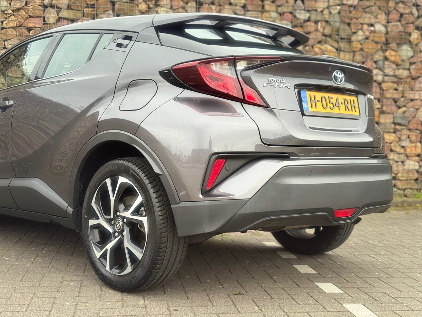 Foto van Toyota Toyota C-hr