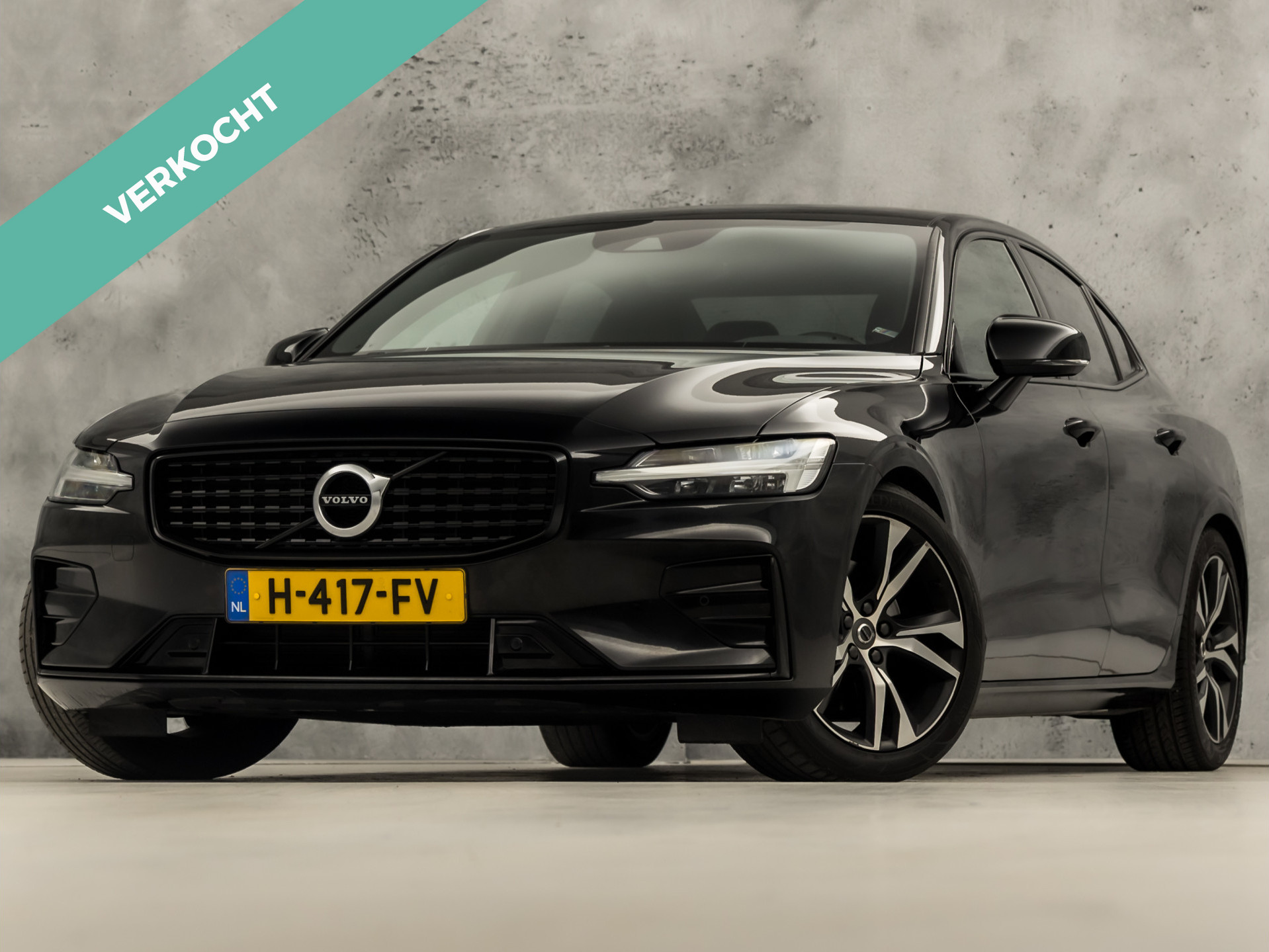 Volvo S60 2.0 T4 R-Design 2020 - voorkant