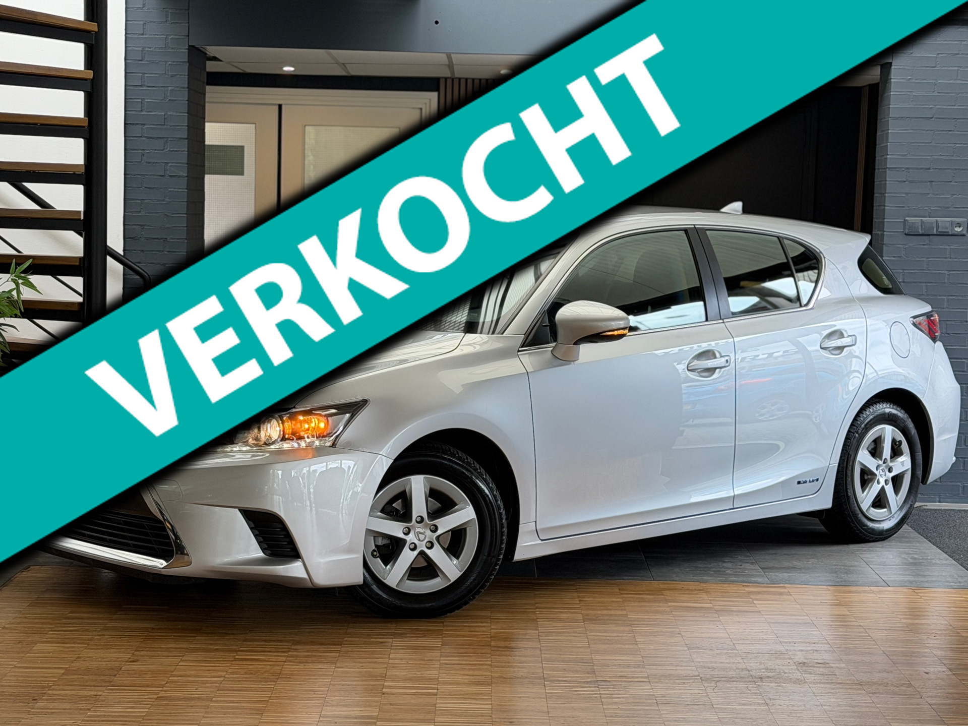 Lexus Lexus Ct200h 200h Hybrid Navi Cruise 2015 - voorkant