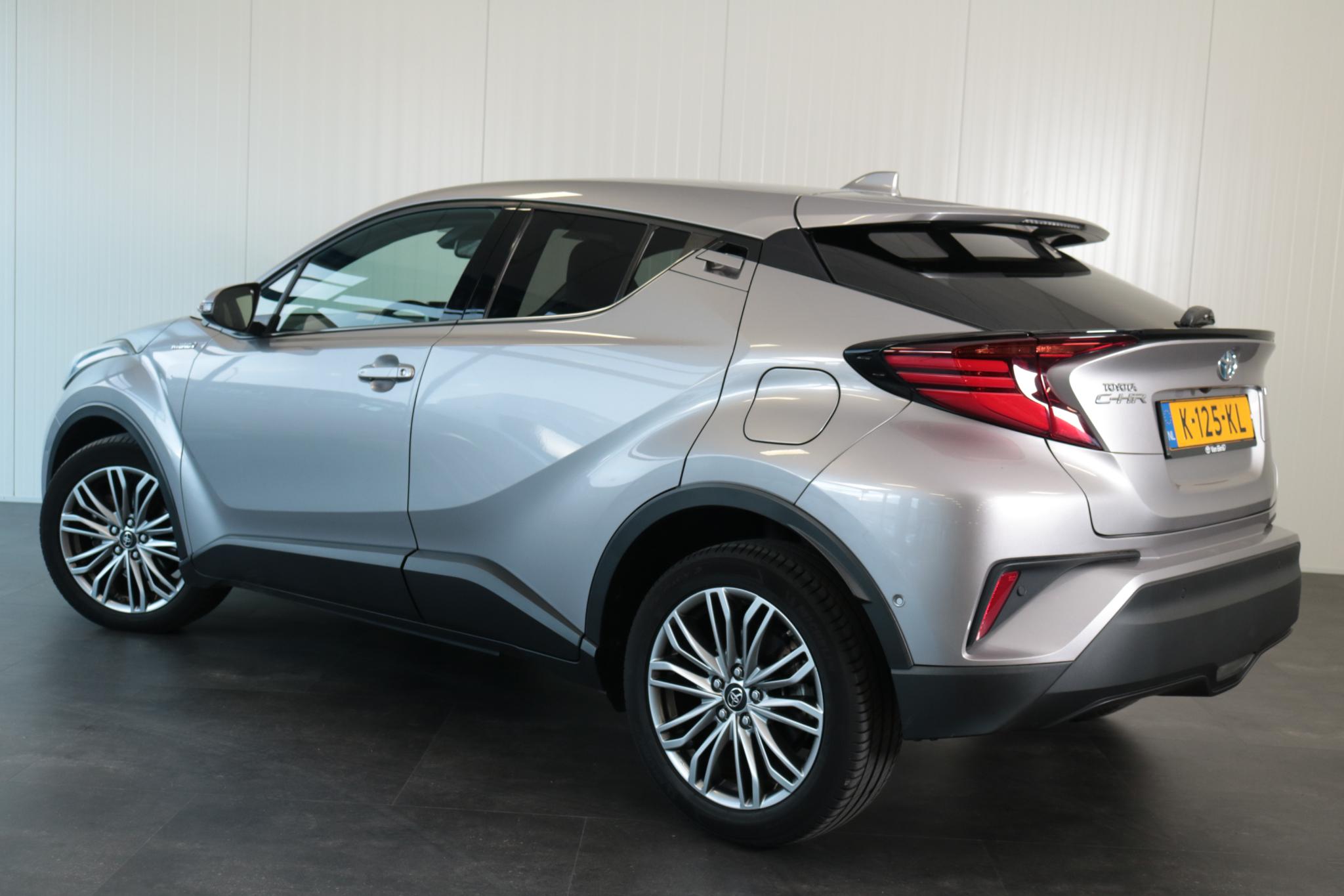Foto van Toyota Toyota C-hr