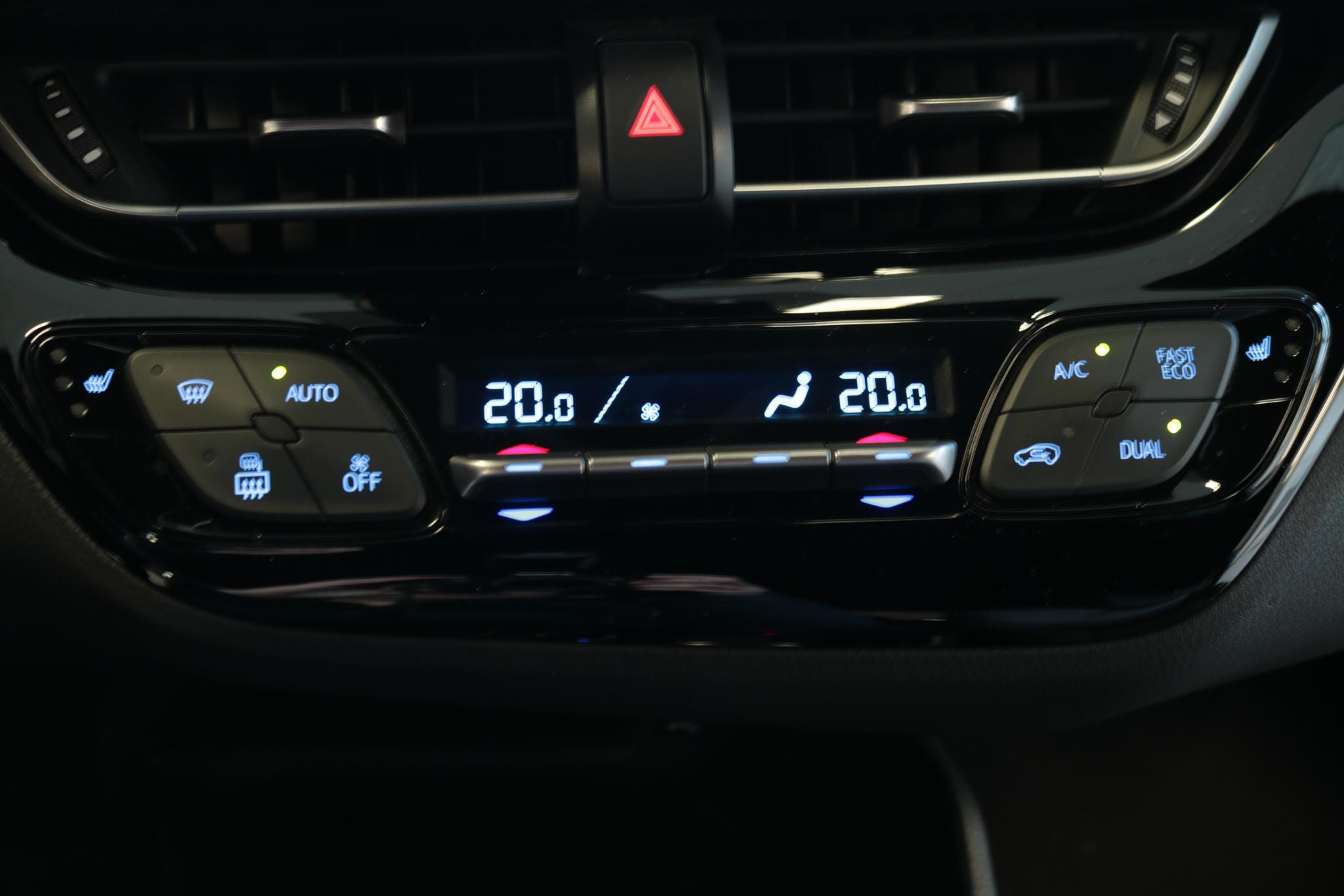 Foto van Toyota Toyota C-hr