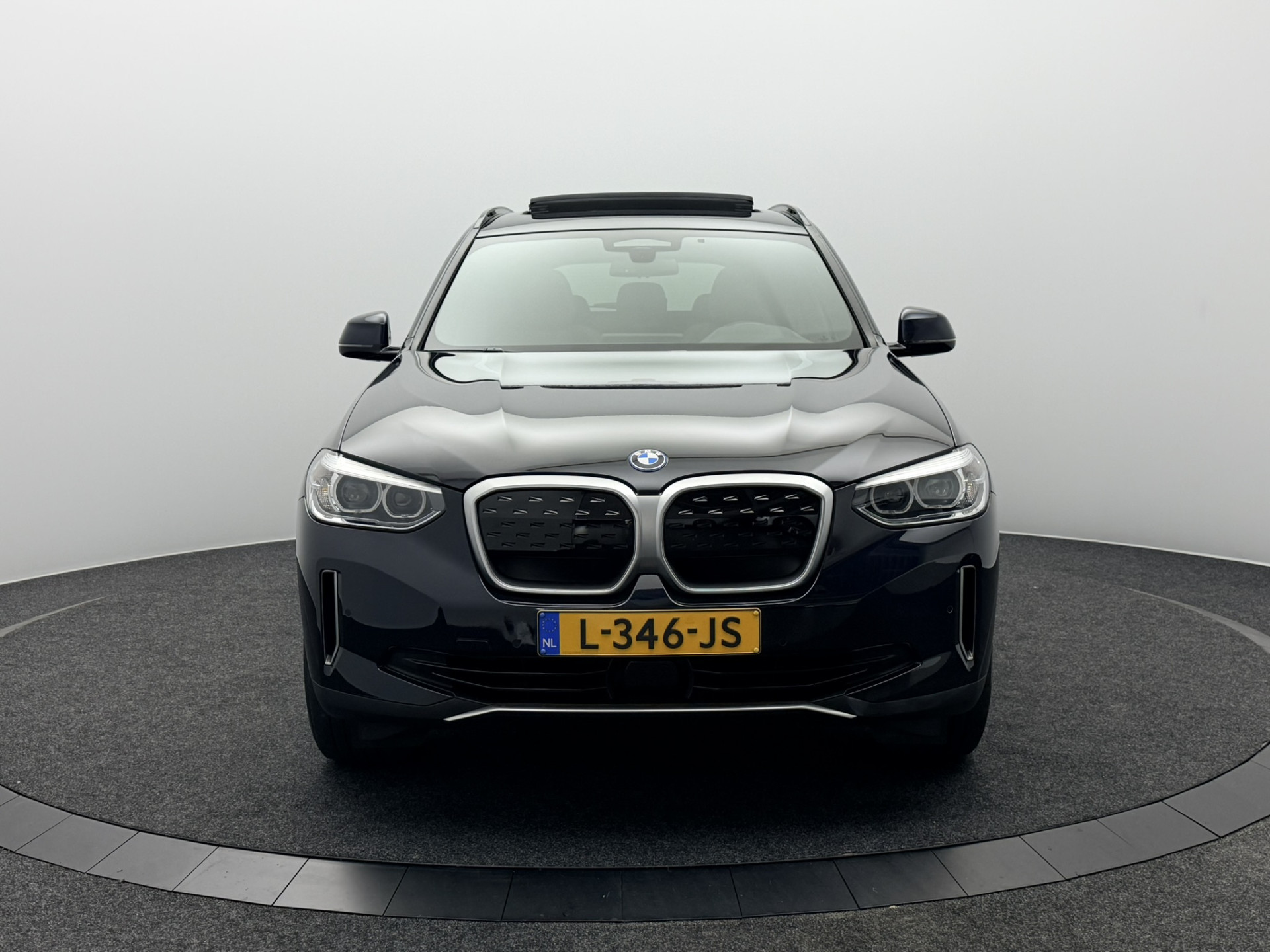 Foto van BMW Ix3