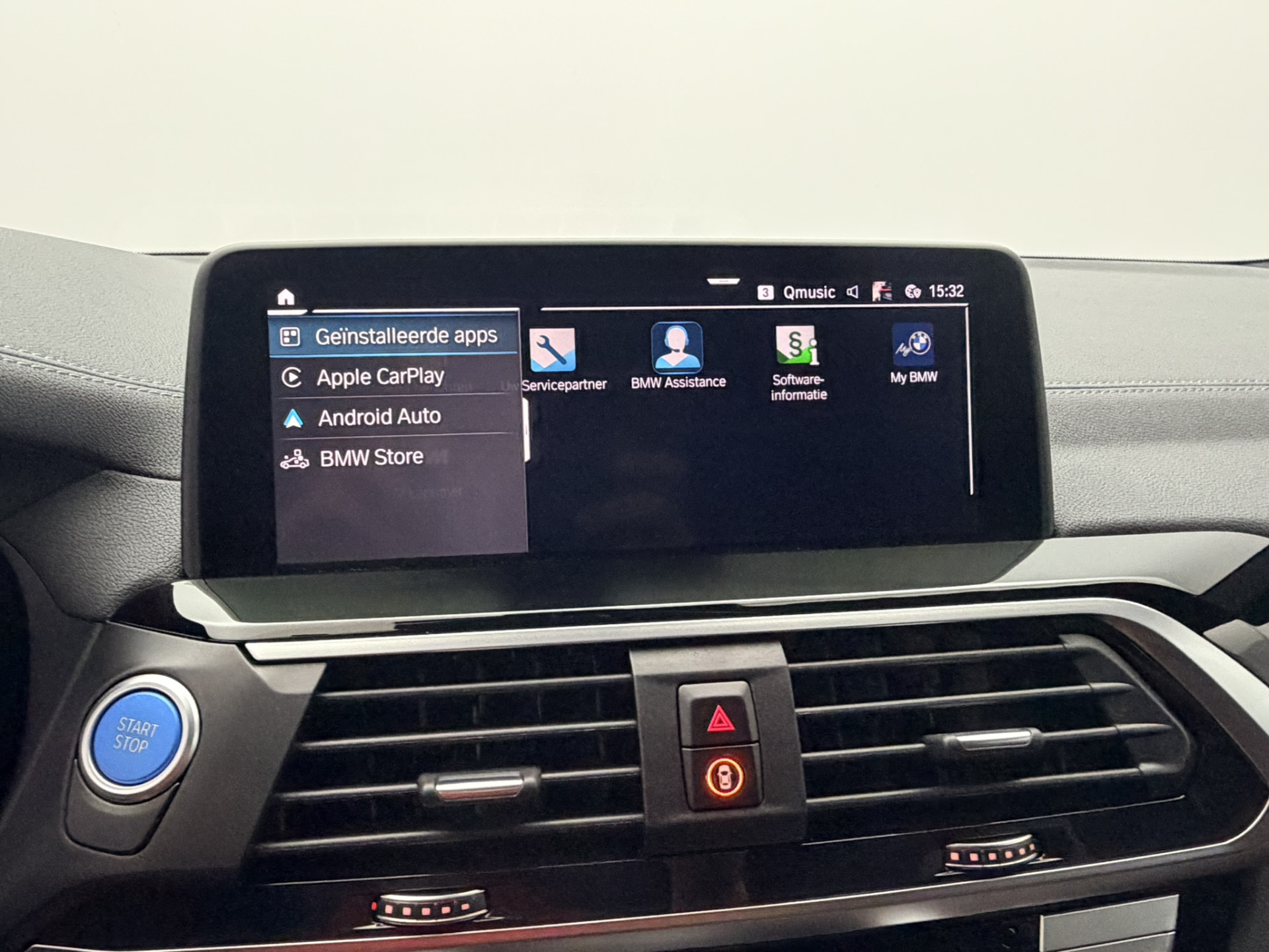 Foto van BMW Ix3