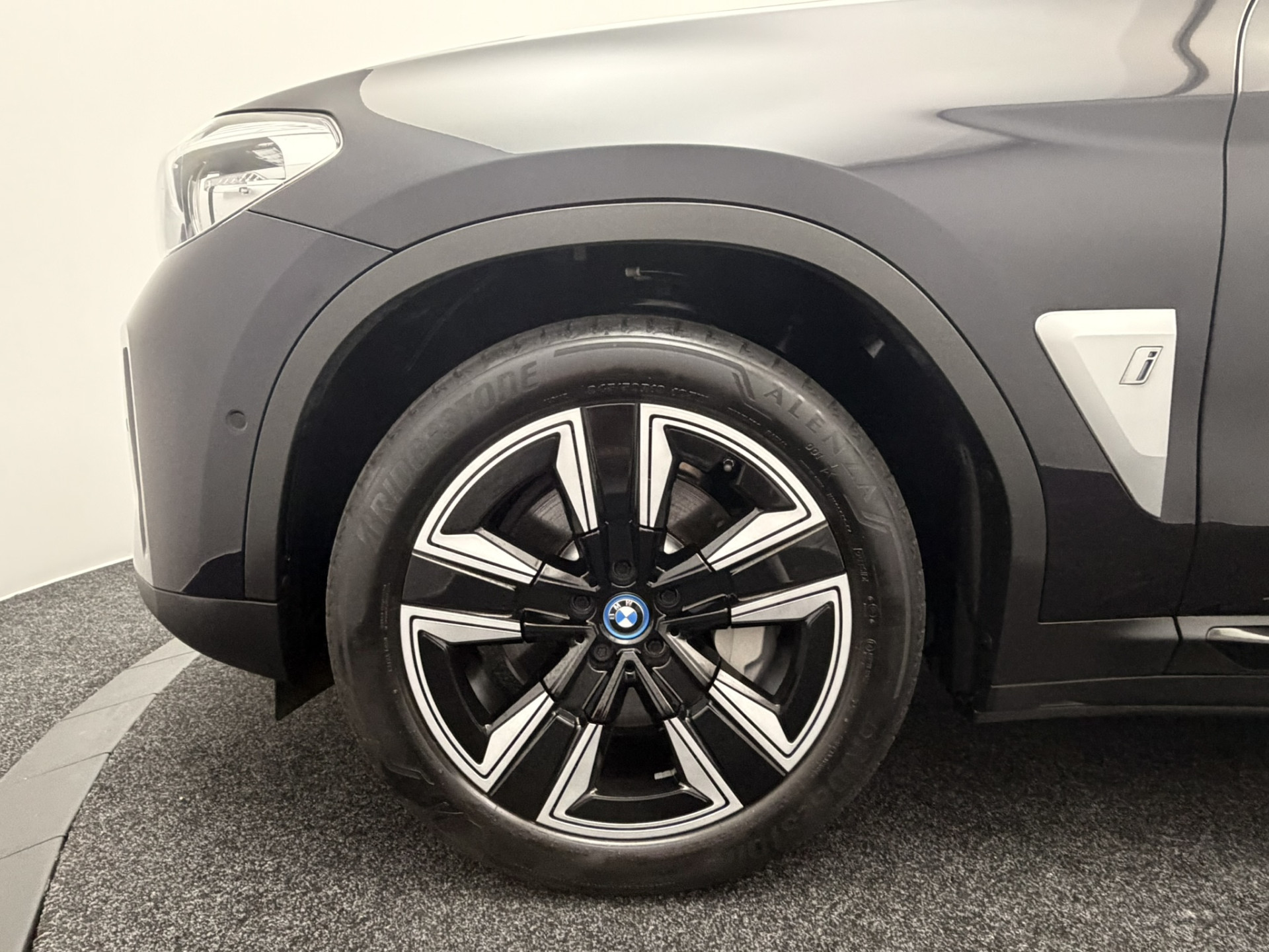 Foto van BMW Ix3