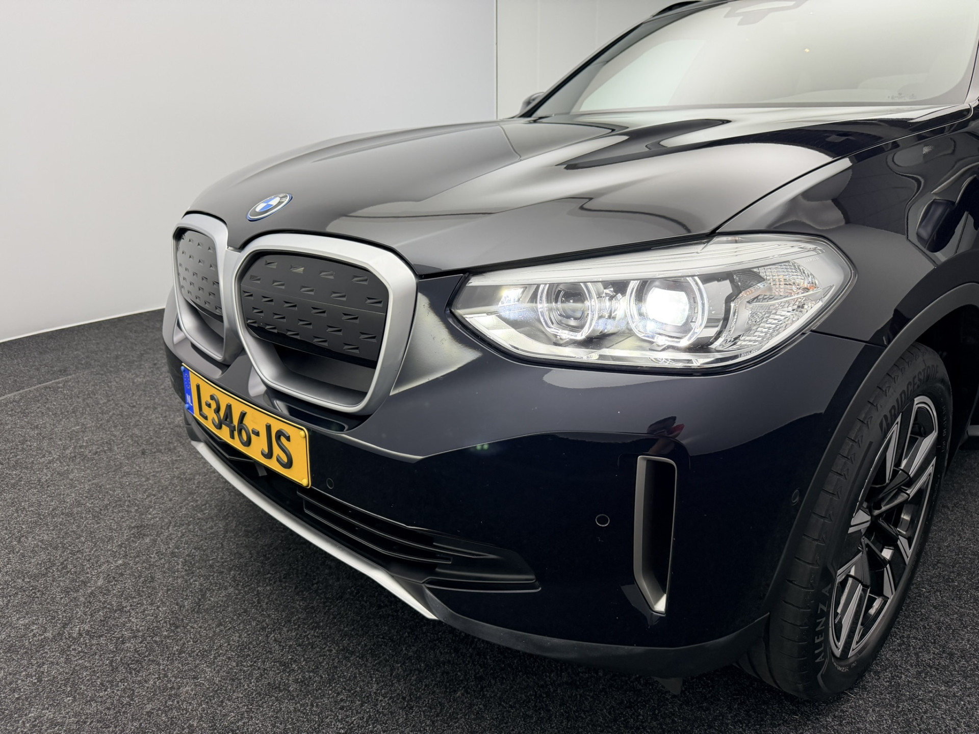Foto van BMW Ix3