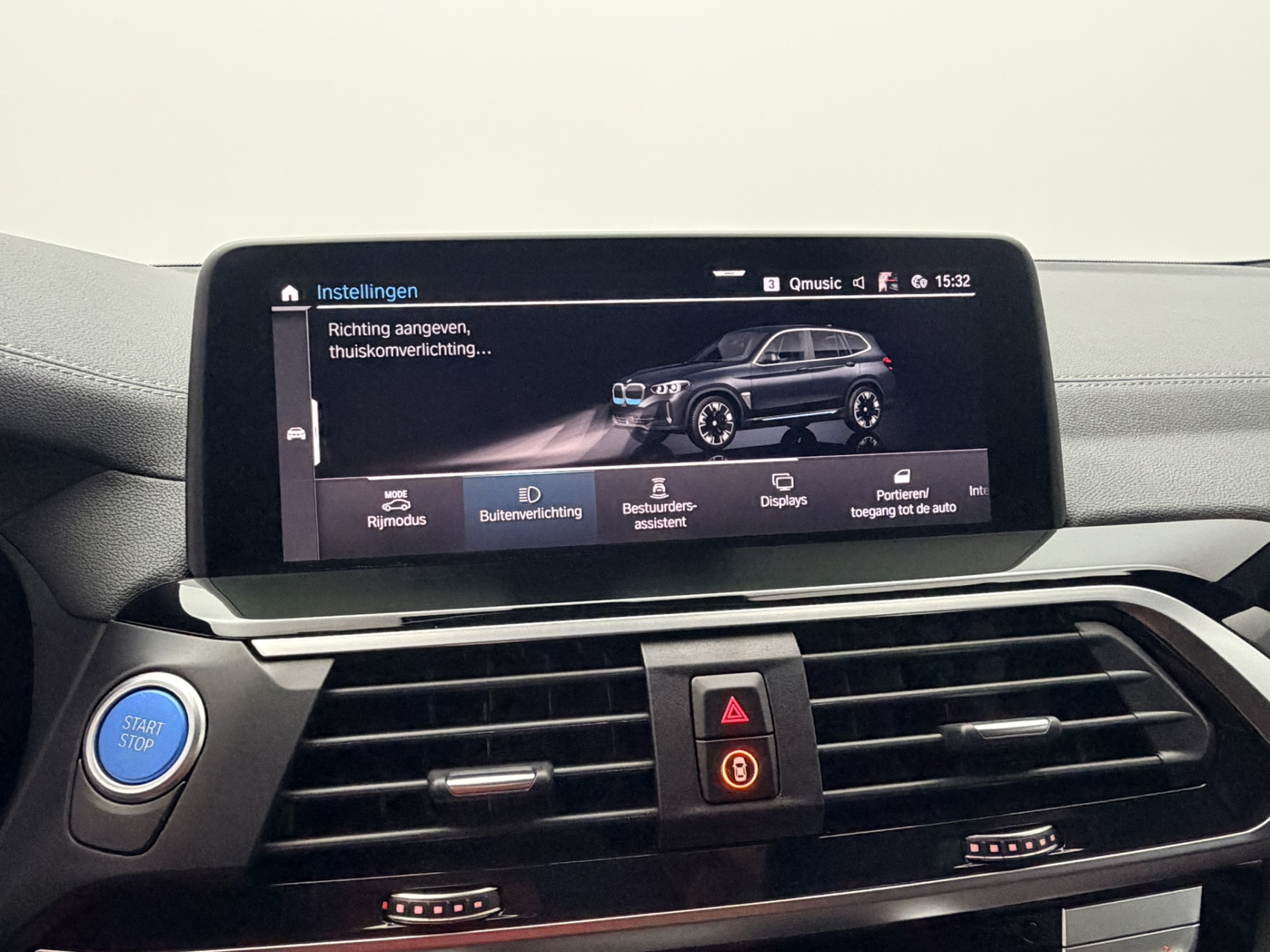 Foto van BMW Ix3