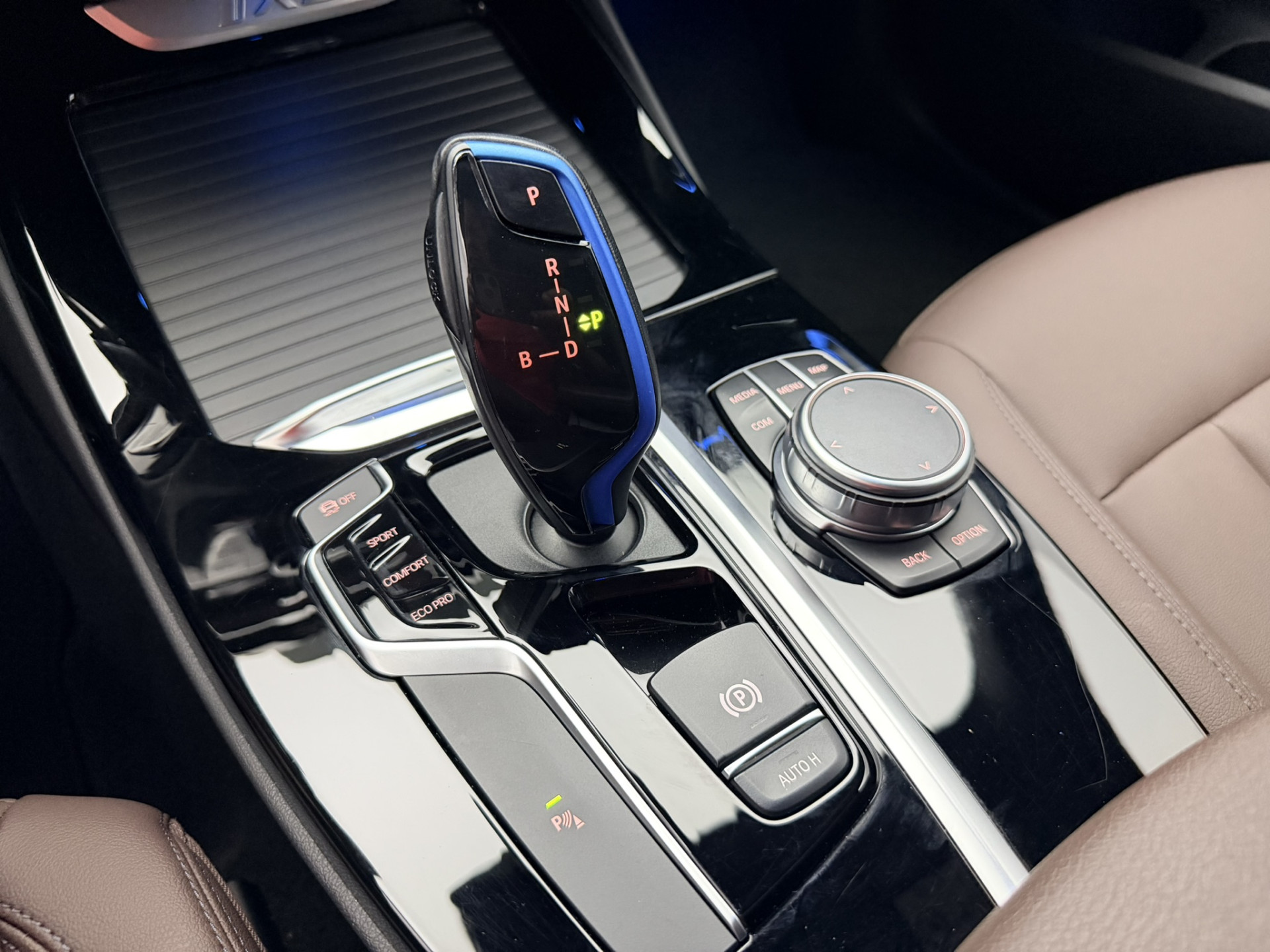 Foto van BMW Ix3