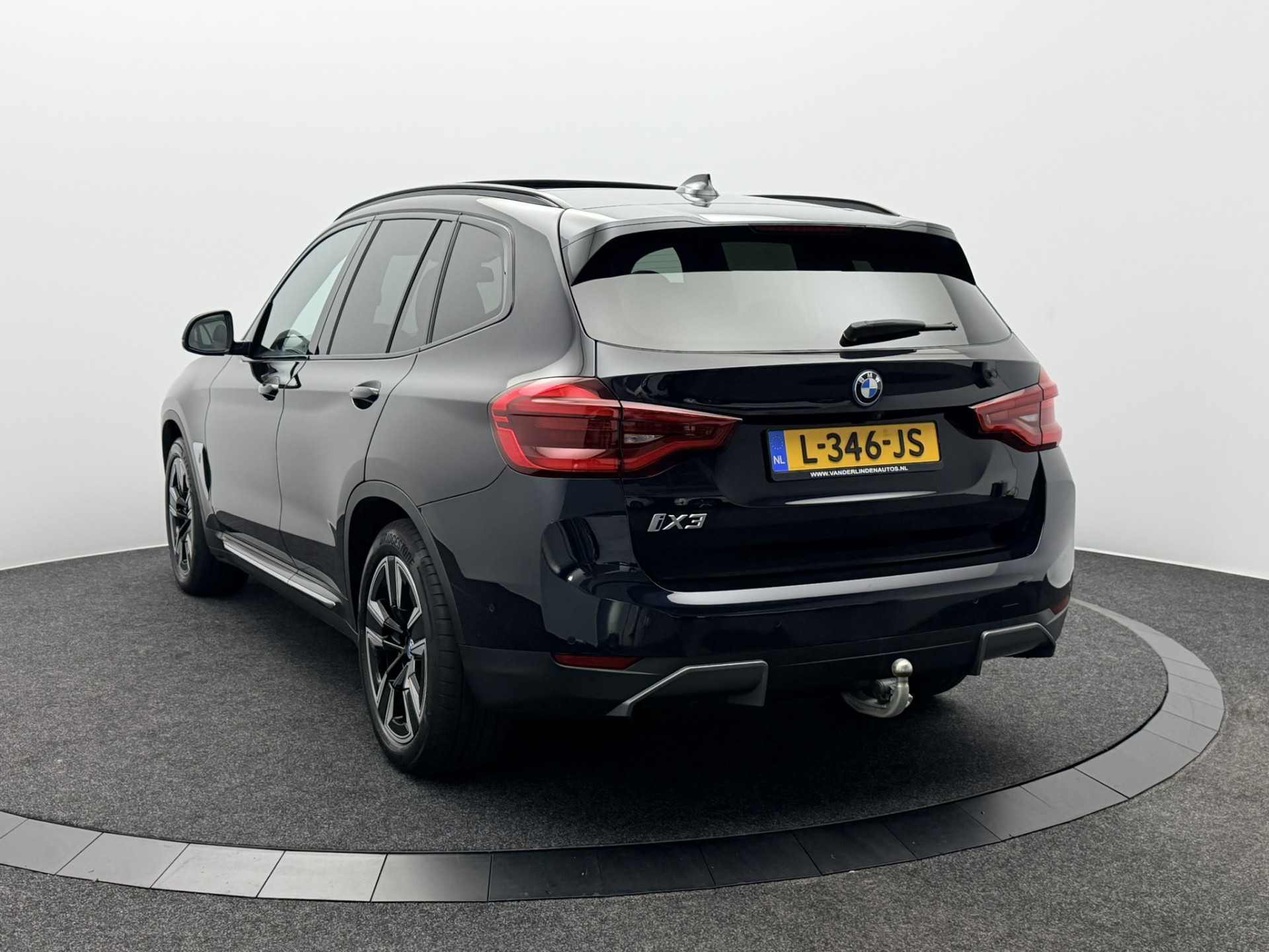 Foto van BMW Ix3